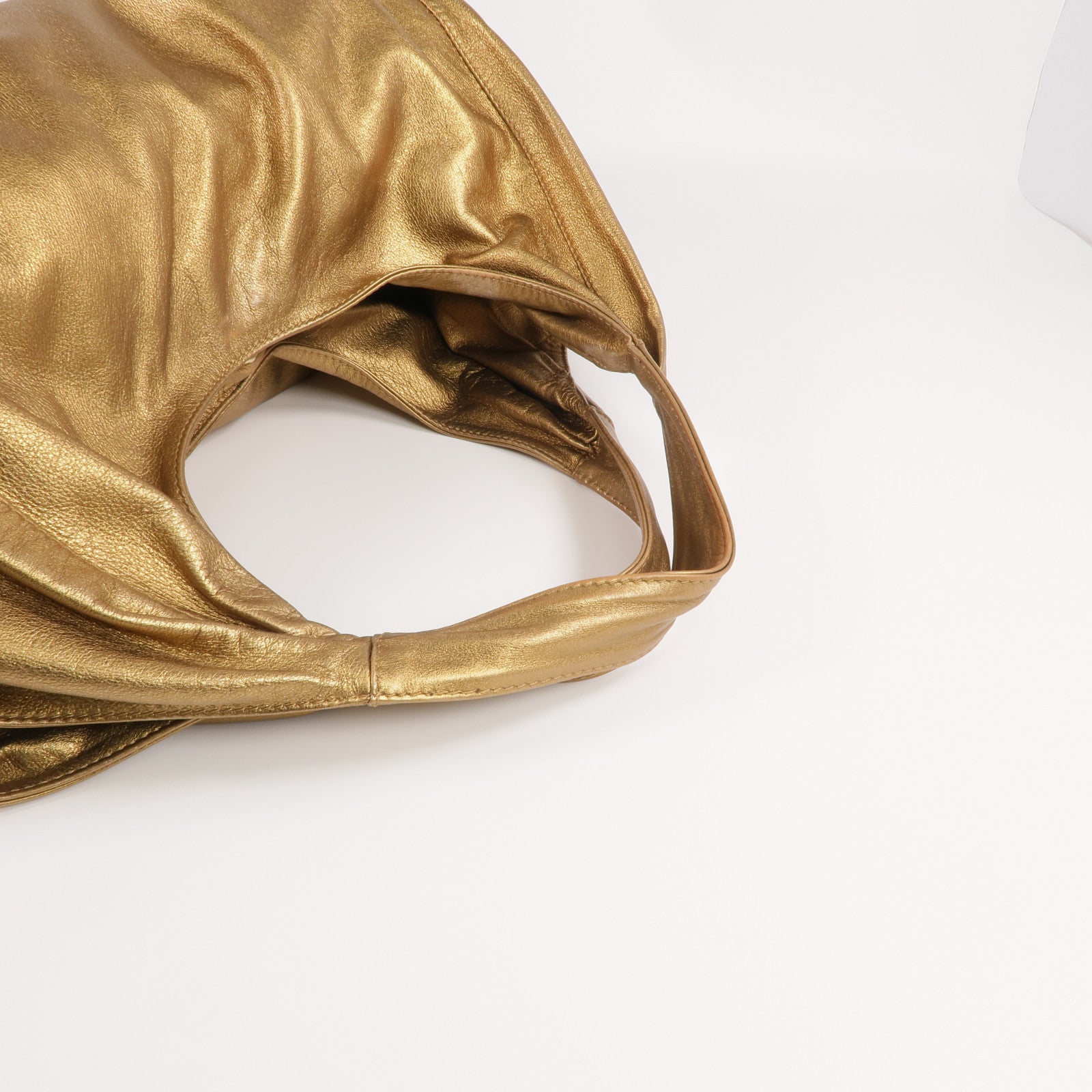 Valentino 羊皮皮革Shoulder Bag金扣肩背袋