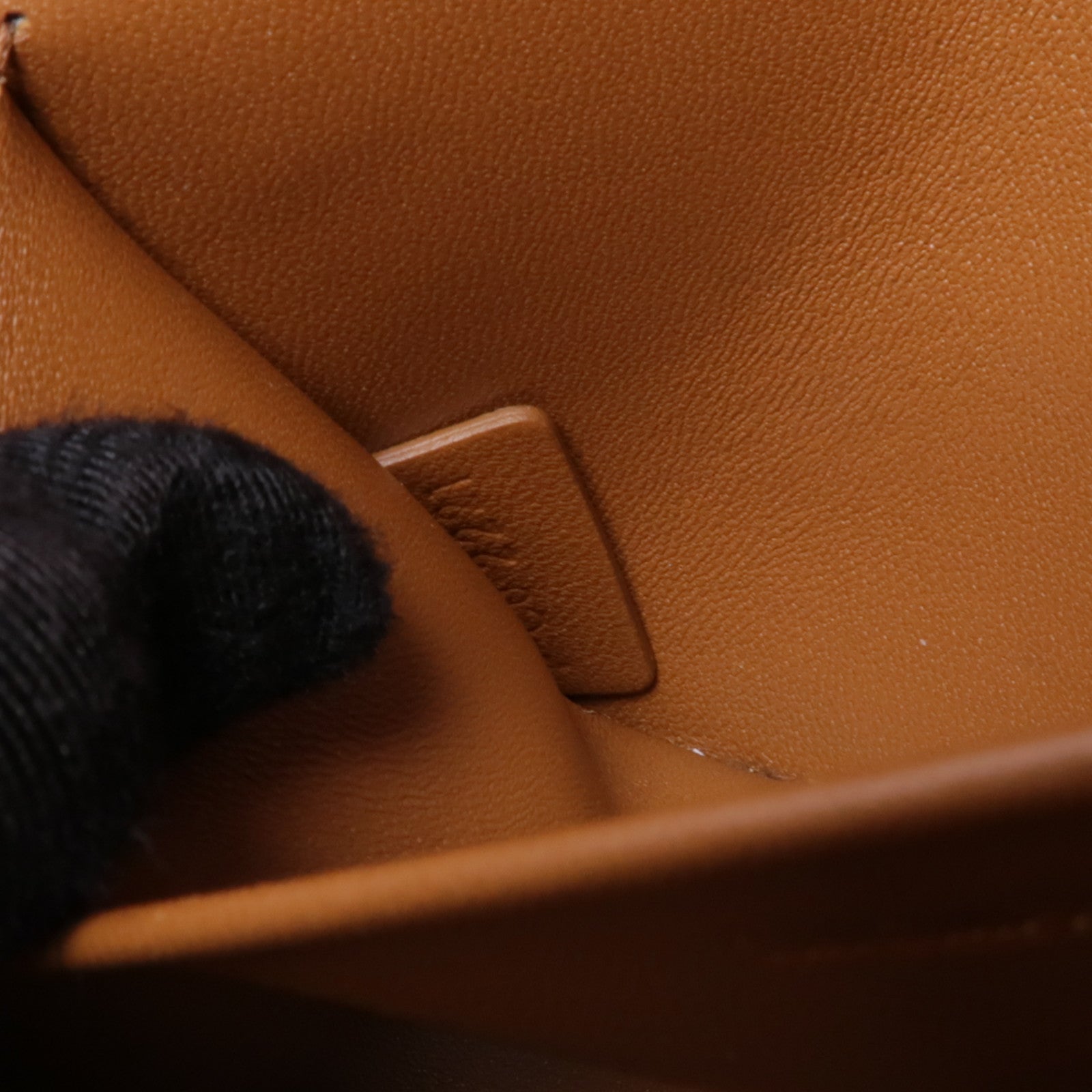 CELINE 牛皮皮革Claude Bag金扣肩背袋