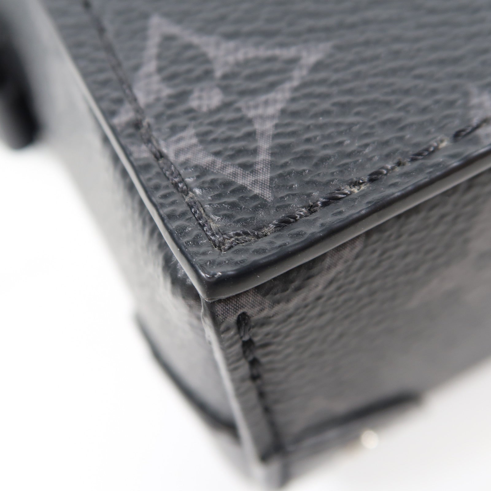 LOUIS VUITTON Monogram Eclipse Steamer Wearable Wallet肩背袋黑色