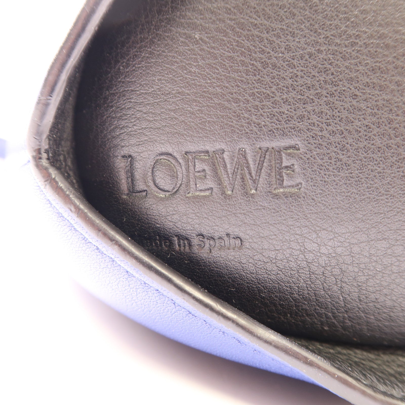 LOEWE 牛皮皮革Bunny Star Mini Bag金扣肩背袋