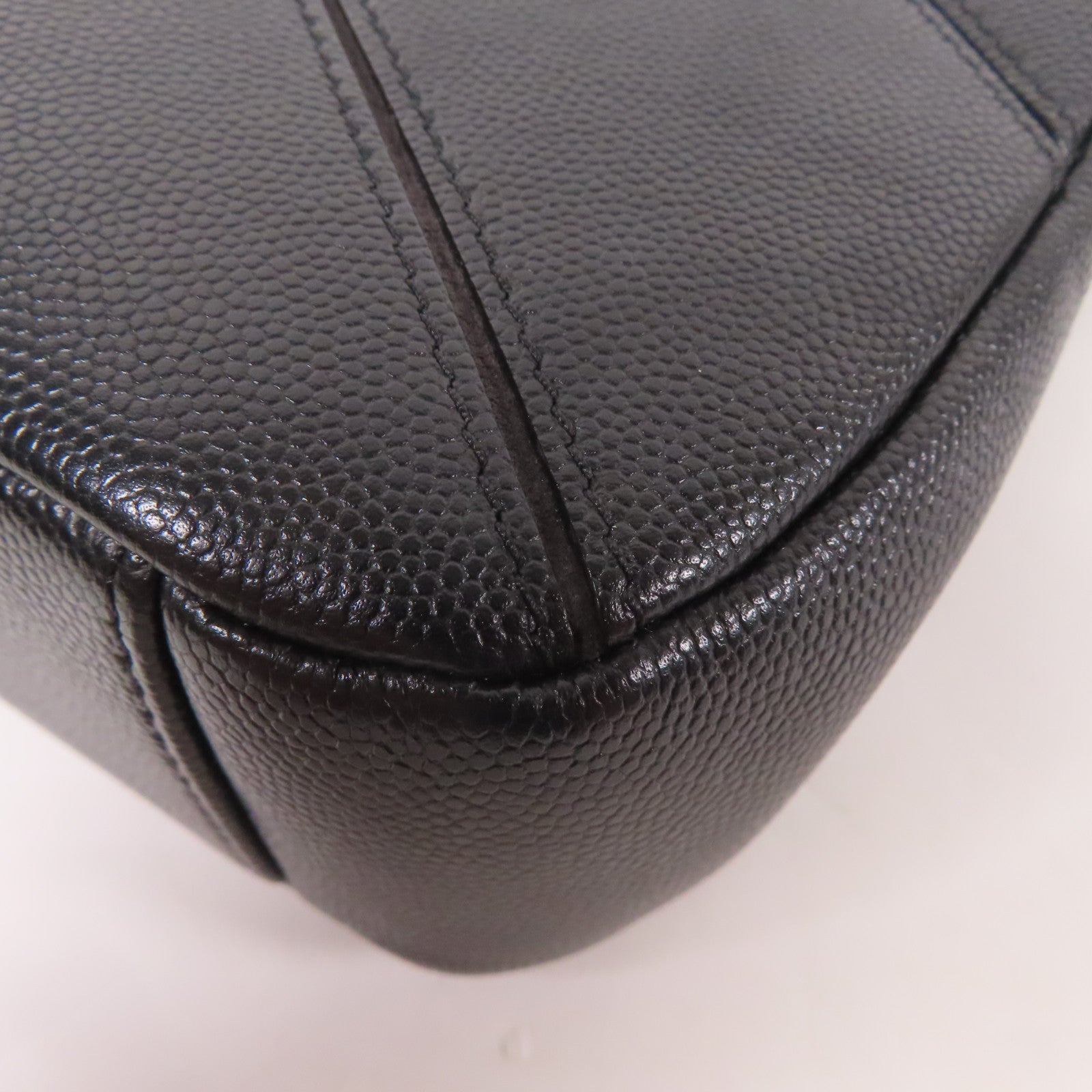CHANEL 牛皮皮革Shoulder Bag銀扣鏈帶肩背袋