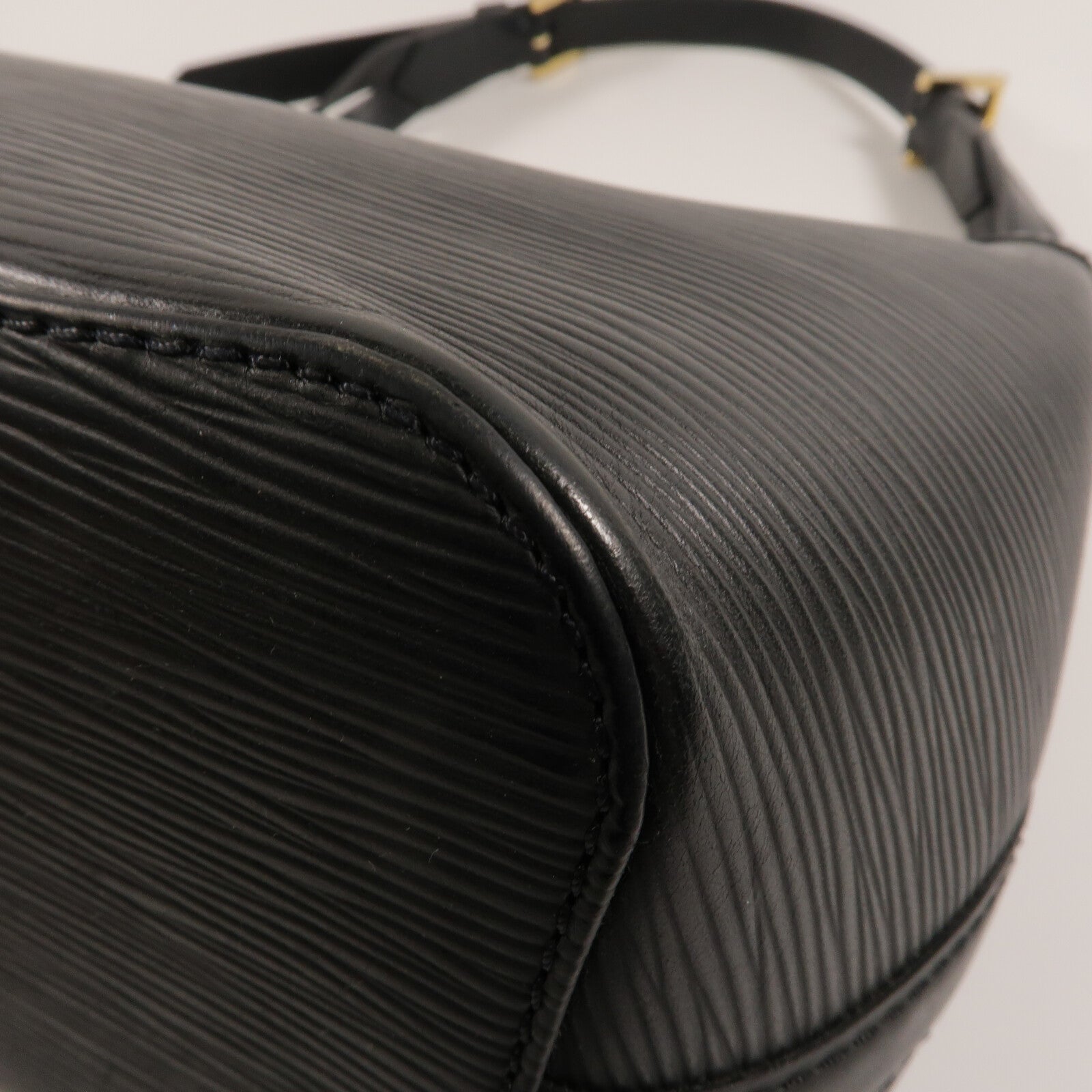 LOUIS VUITTON Epi Mandara PM肩背袋