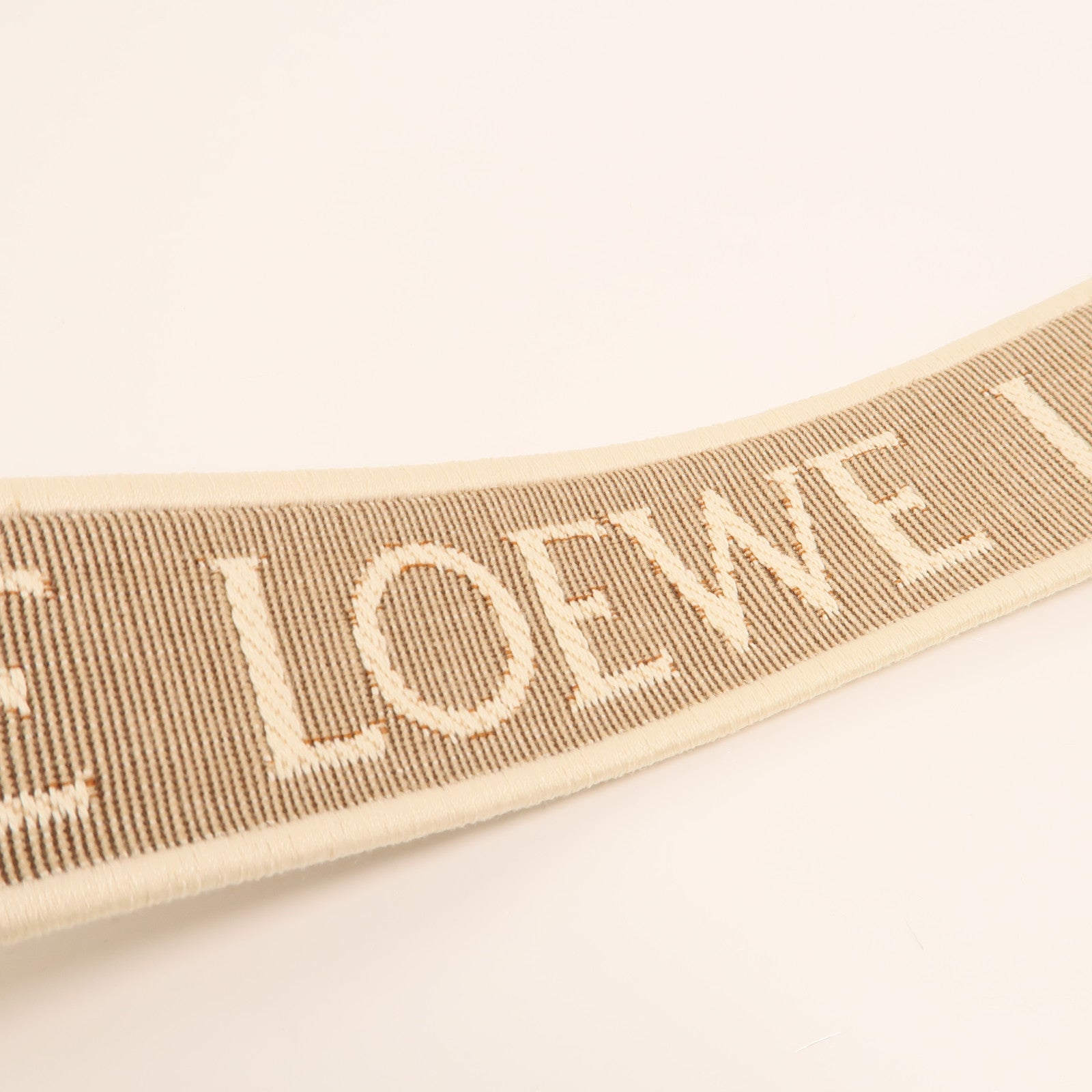 LOEWE 牛皮皮革Gate Mini金扣肩背袋