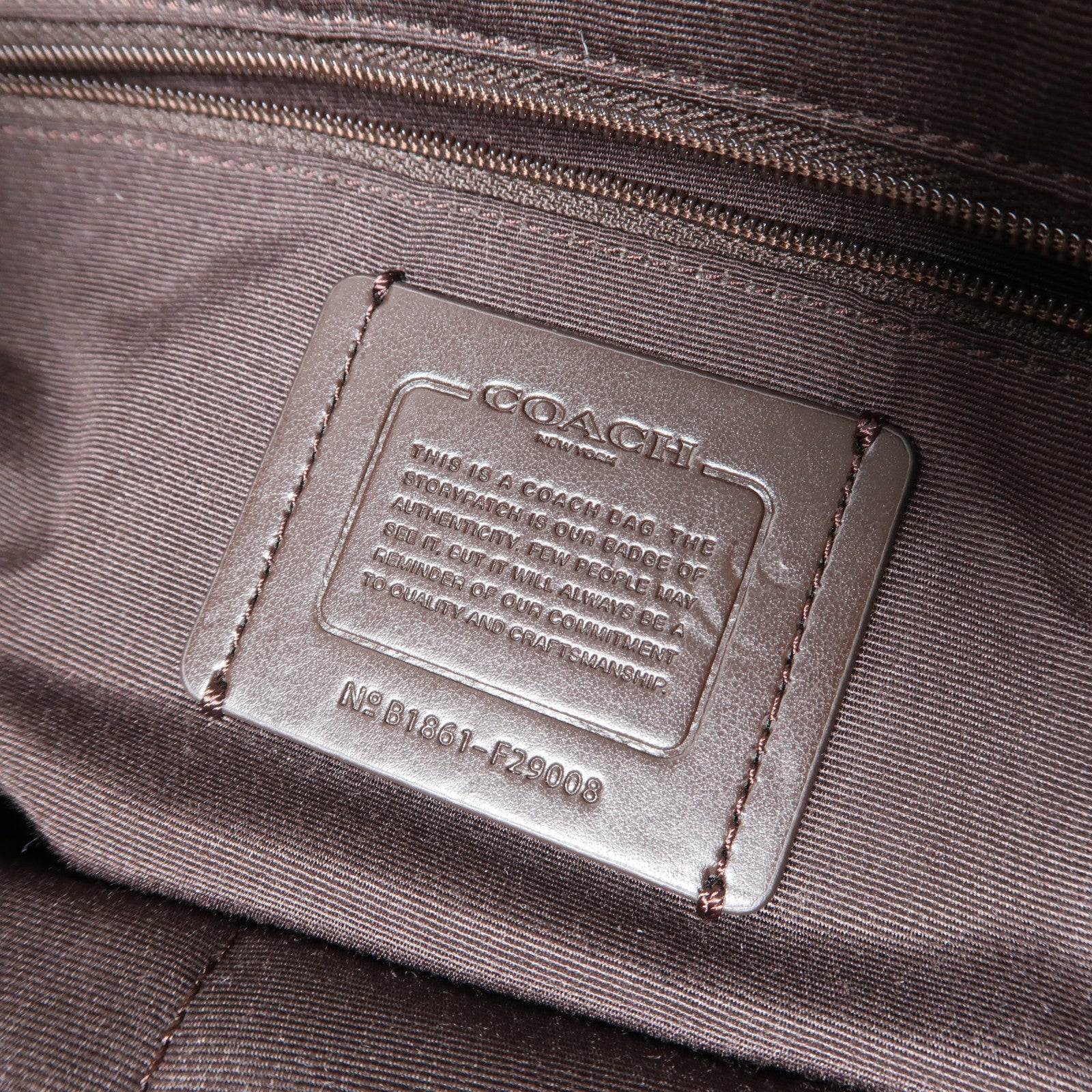 COACH 【激減優惠】牛皮皮革Backpack金扣背包米白色