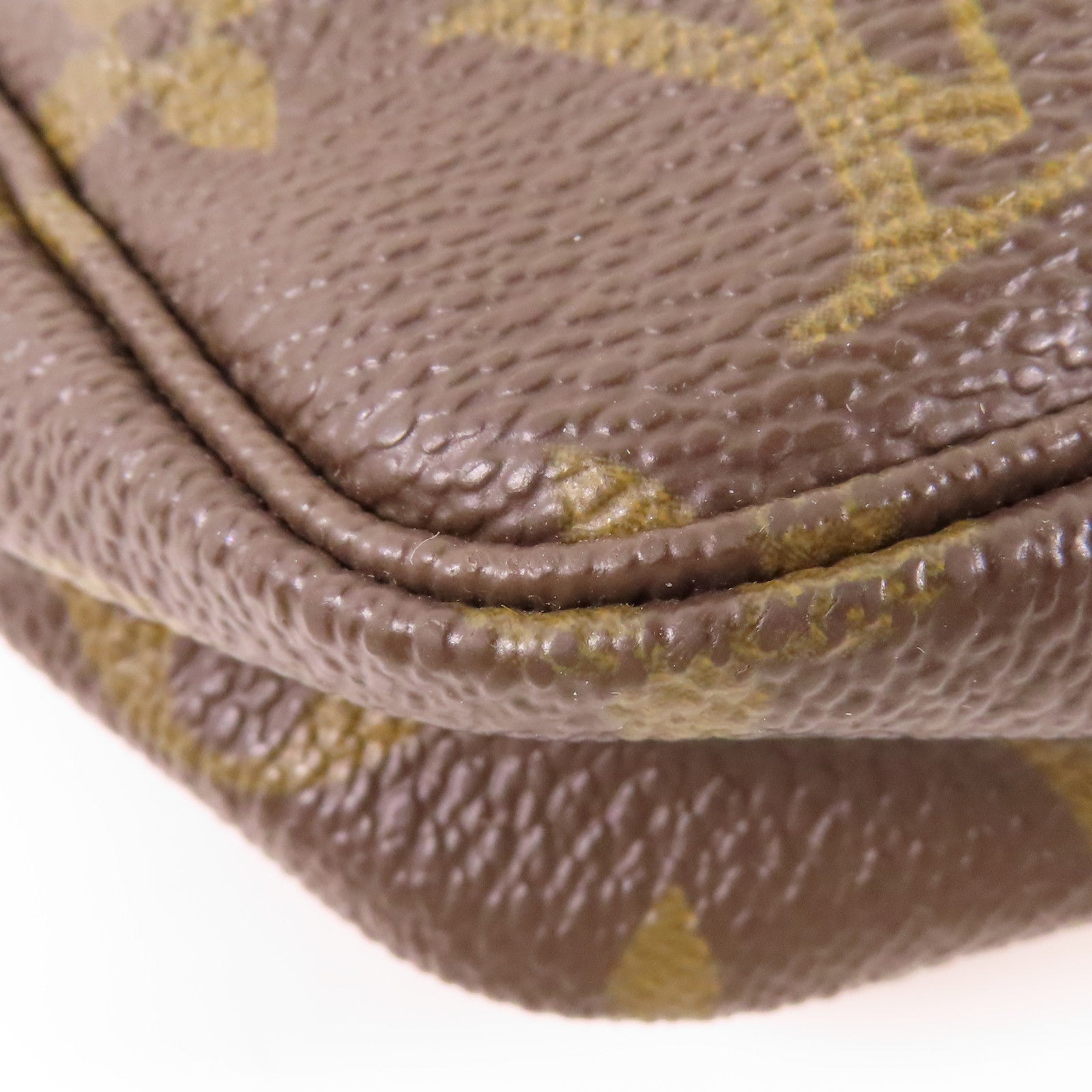 LOUIS VUITTON Monogram Pochette Accessoires金扣手拿包