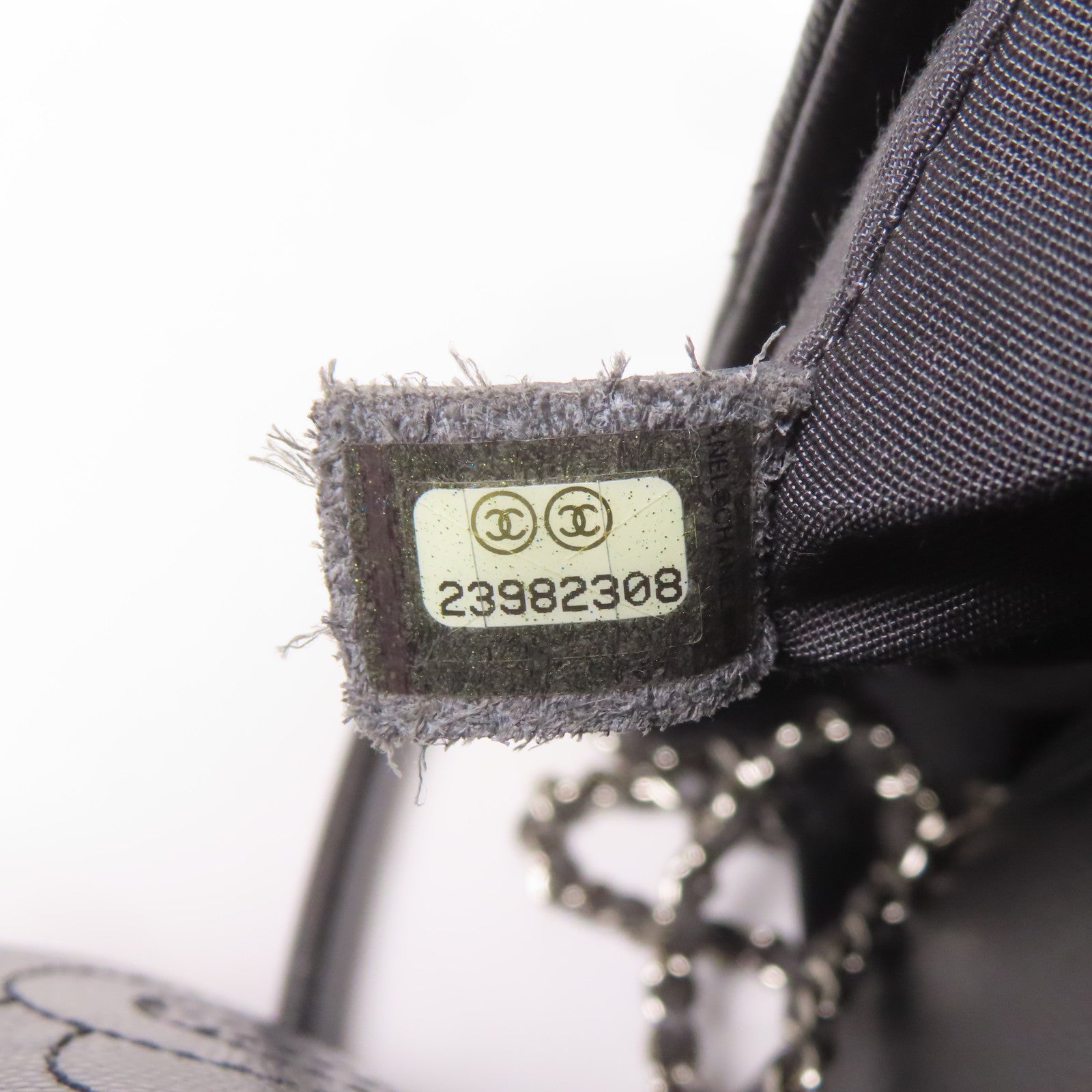 CHANEL 牛皮皮革Shoulder Bag銀扣鏈帶肩背袋