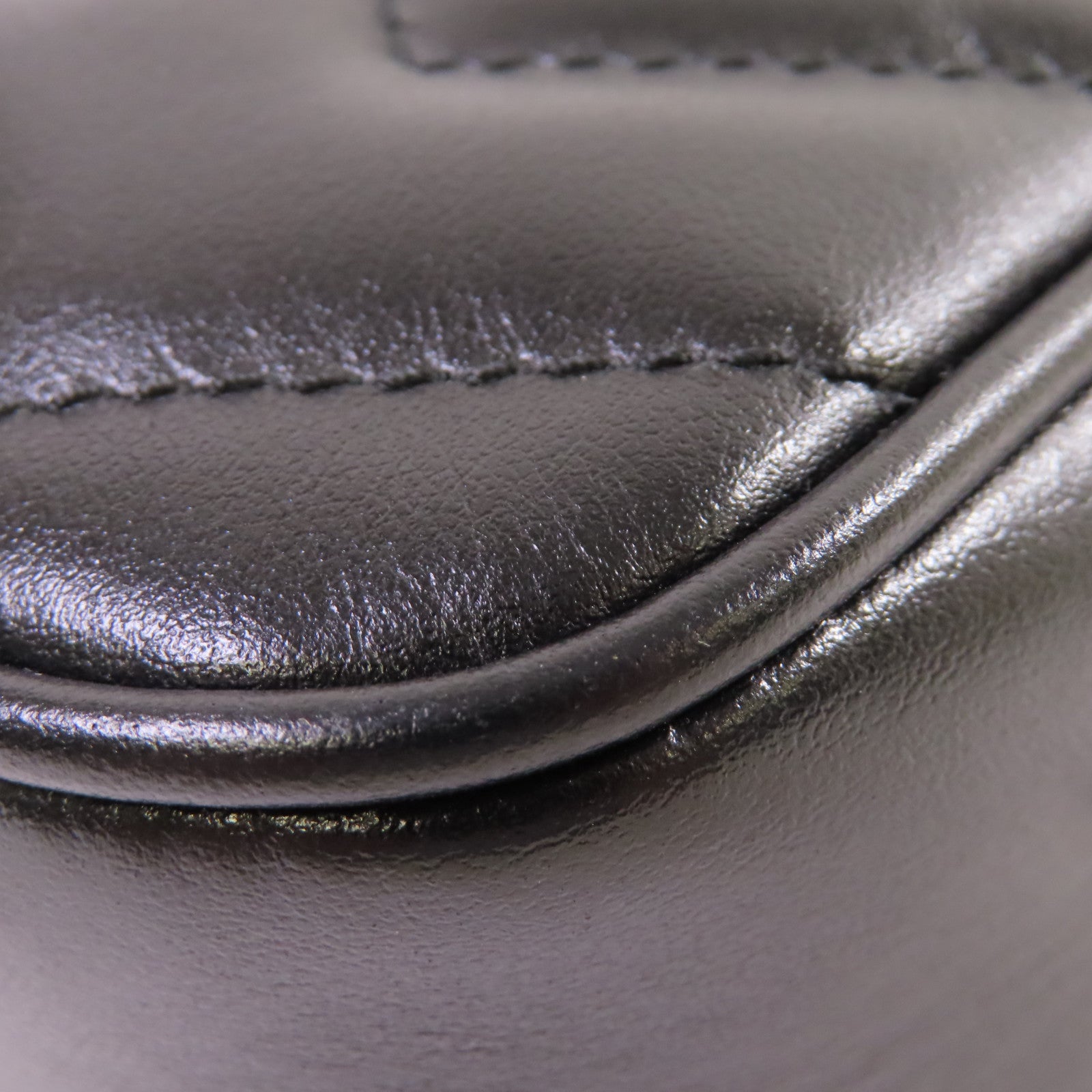 GUCCI 【激減優惠】牛皮皮革GG Marmont Shoulder Bag金扣肩背袋黑色