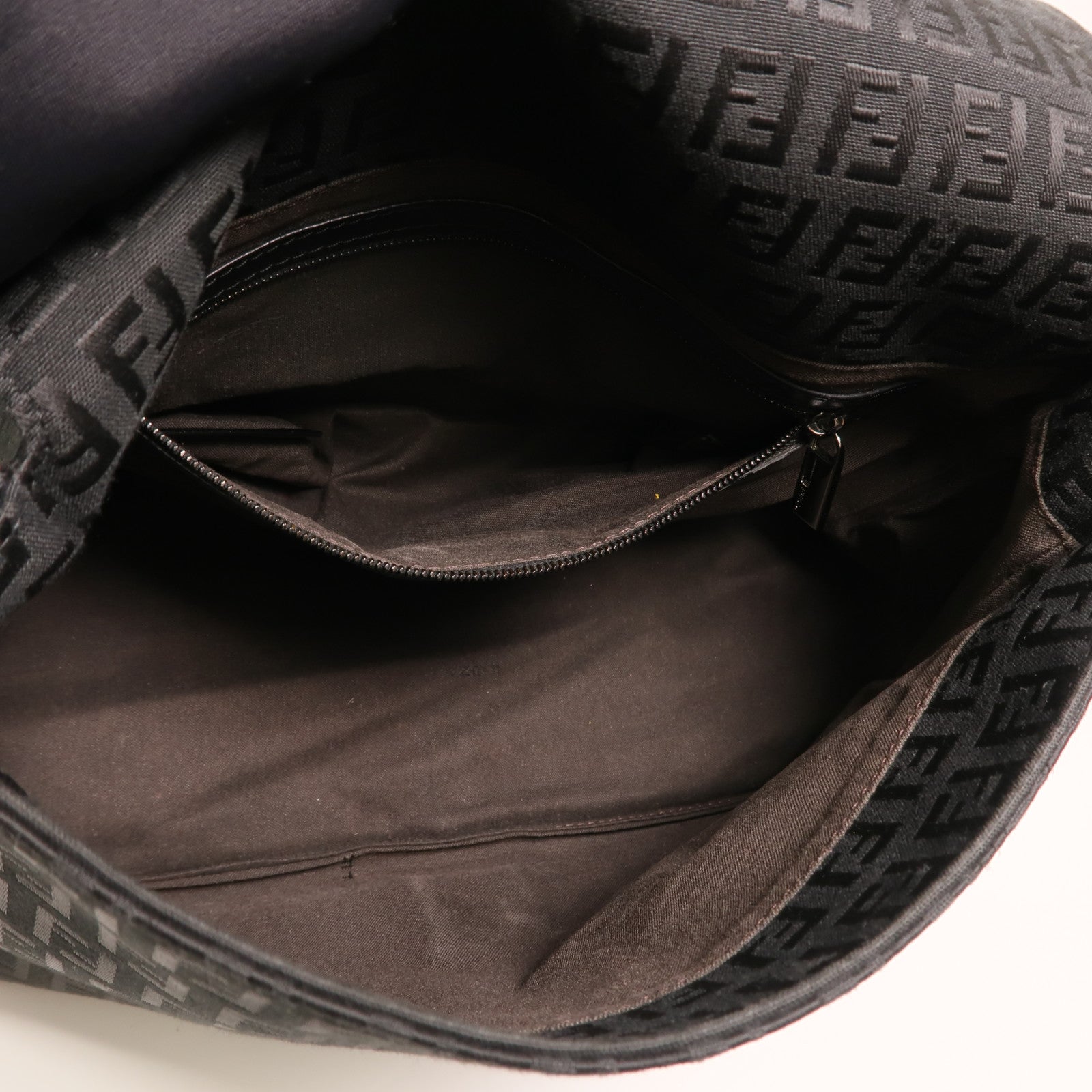 FENDI Zucchino Canvas Mamma Baguette銀扣肩背袋