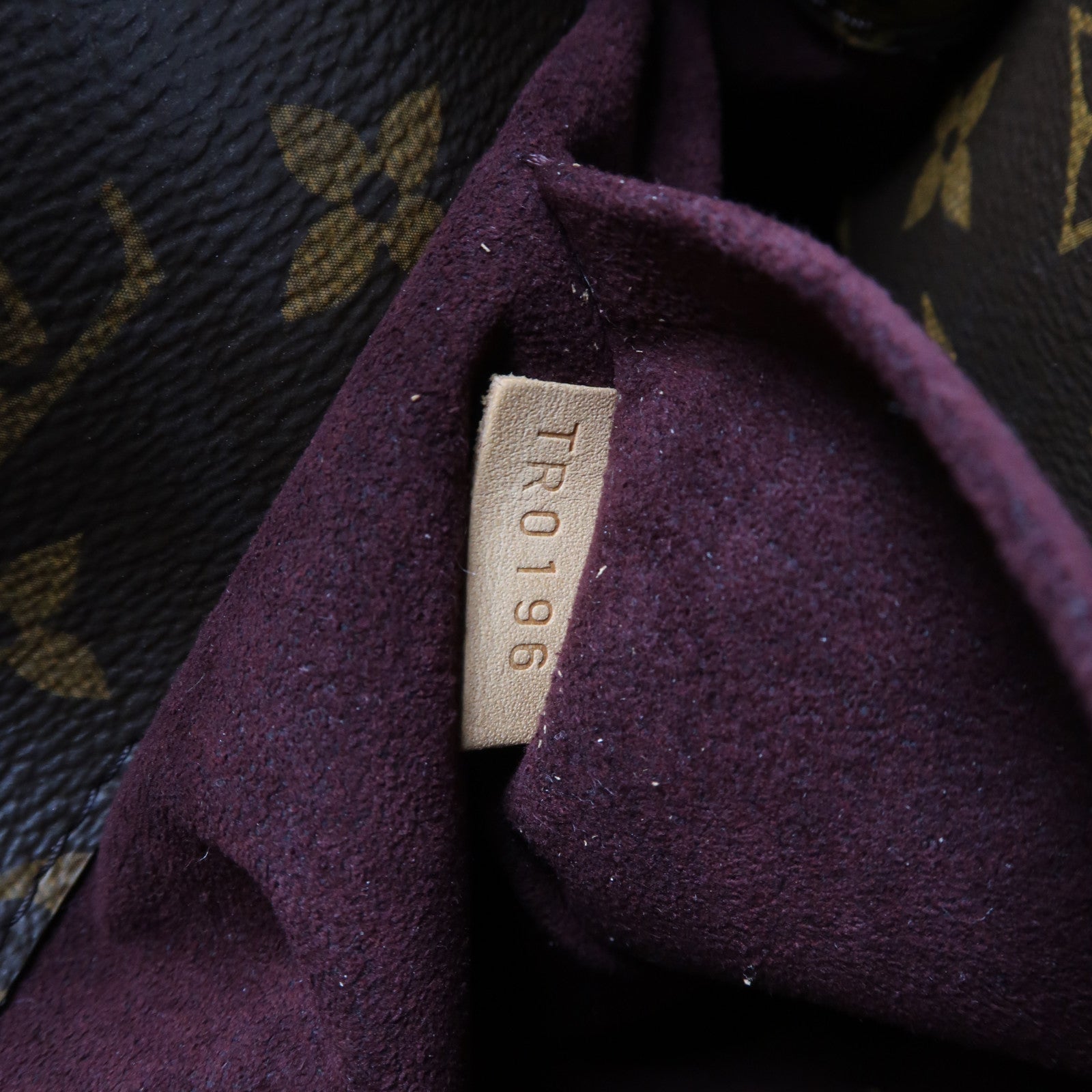 LOUIS VUITTON Monogram Montaigne MM金扣手挽肩背兩用袋啡色