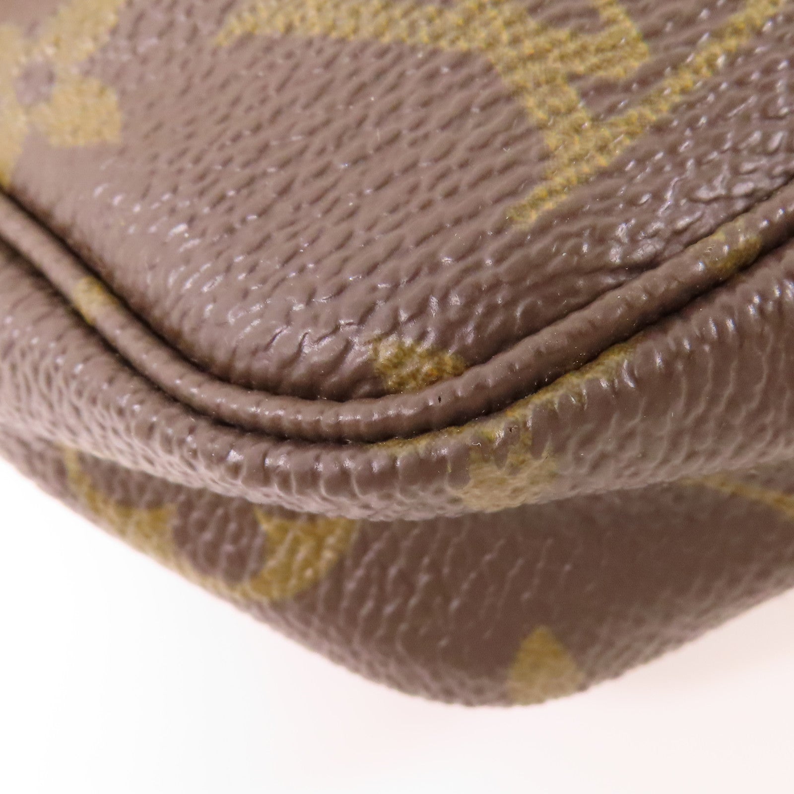 LOUIS VUITTON Monogram Pochette Accessoires金扣手拿包