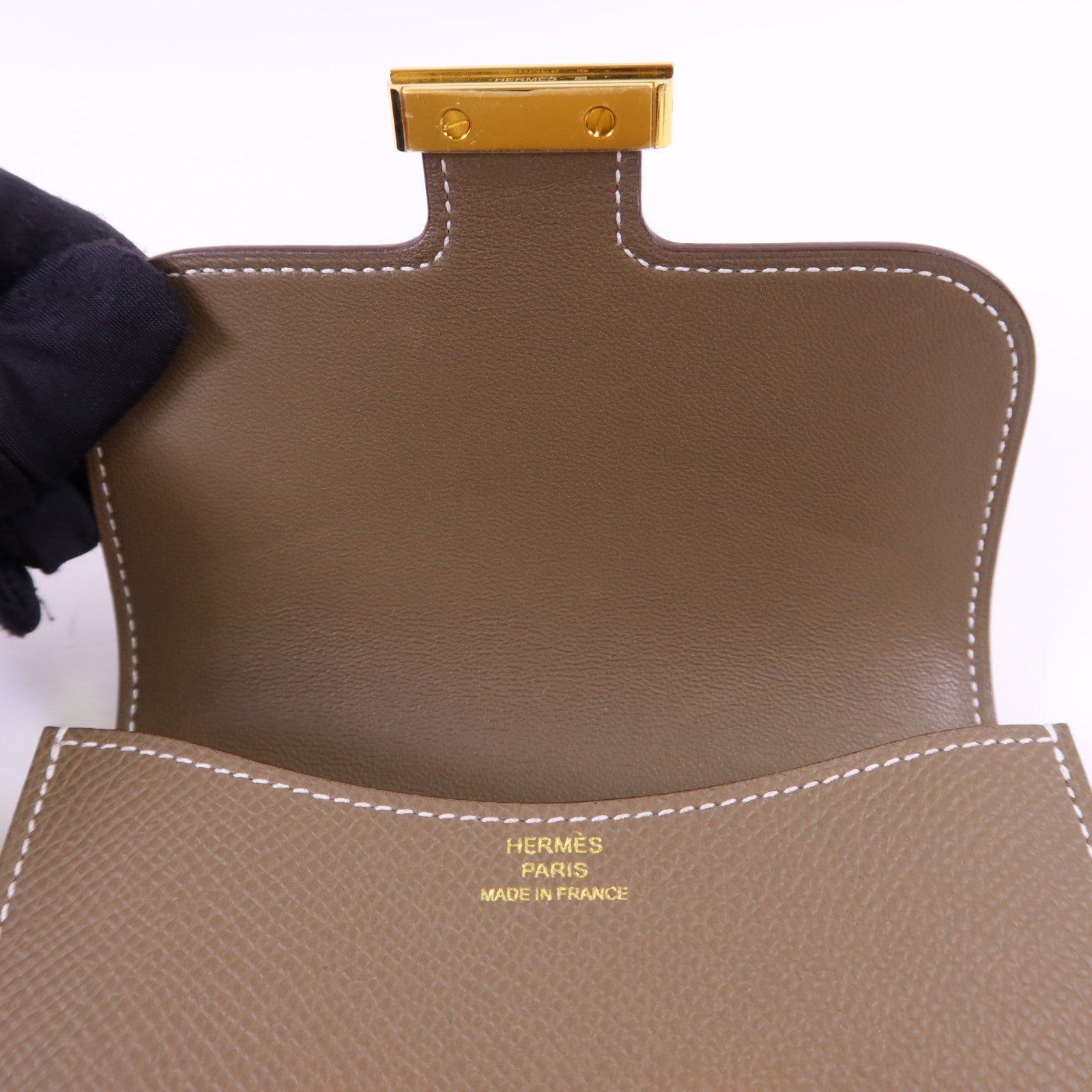 HERMES Epsom皮革Constance Slim金扣錢包Etoupe