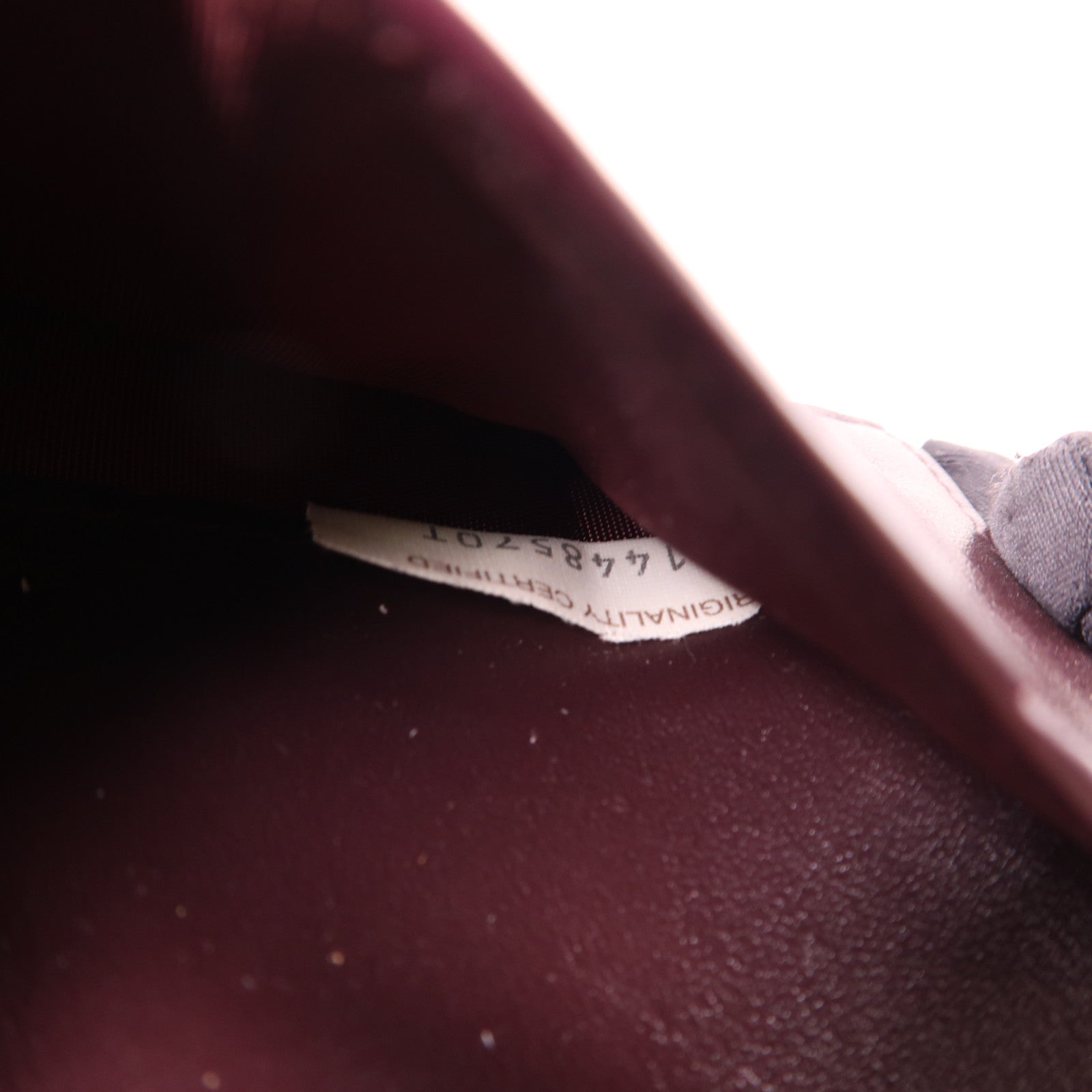 BOTTEGA VENETA 牛皮皮革Trifold Wallet金扣錢包