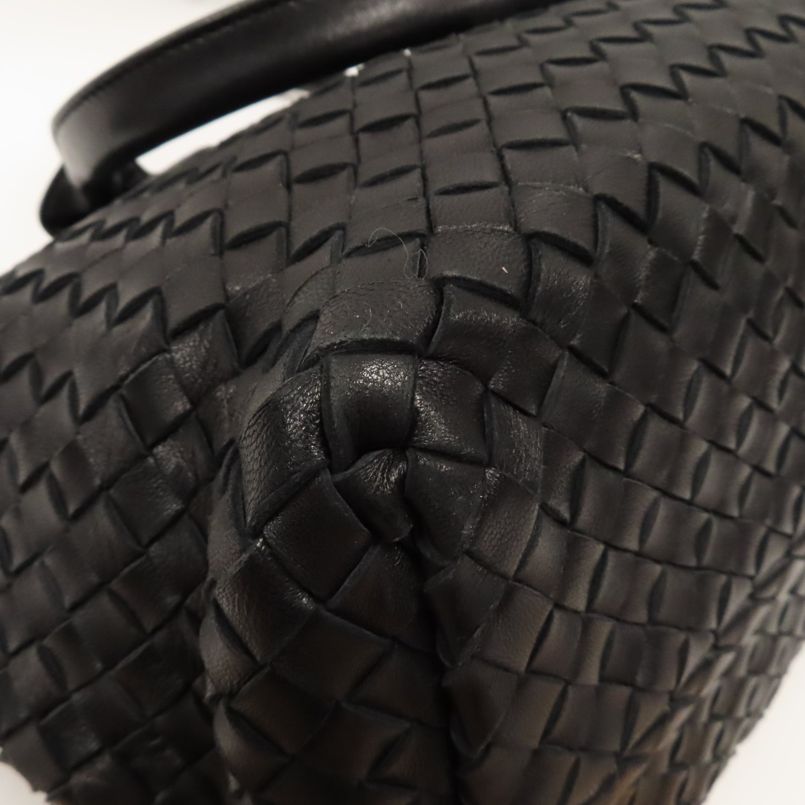 BOTTEGA VENETA 織紋皮革Hand Bag金扣手挽袋黑色