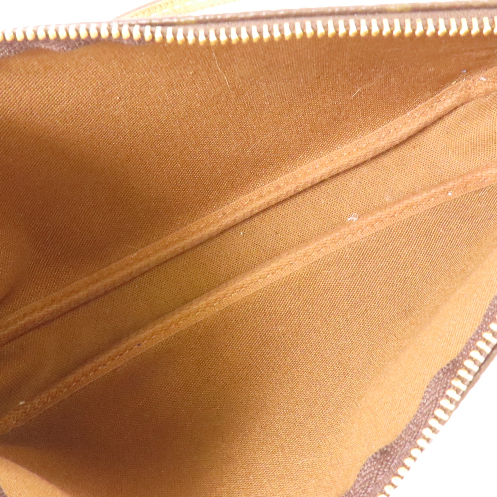 LOUIS VUITTON Monogram Pochette Accessoires金扣手拿包