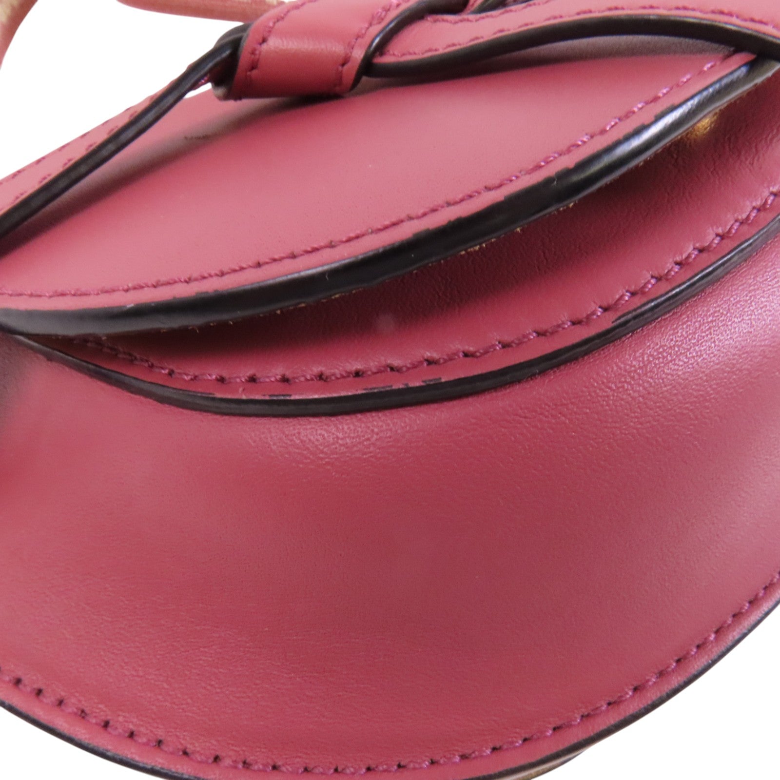 LOEWE 牛皮皮革Mini Gate金扣肩背袋