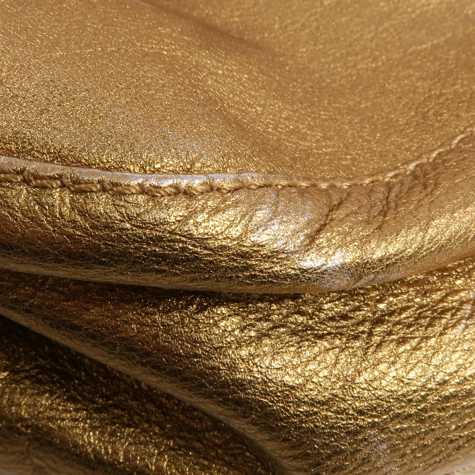 Valentino 羊皮皮革Shoulder Bag金扣肩背袋
