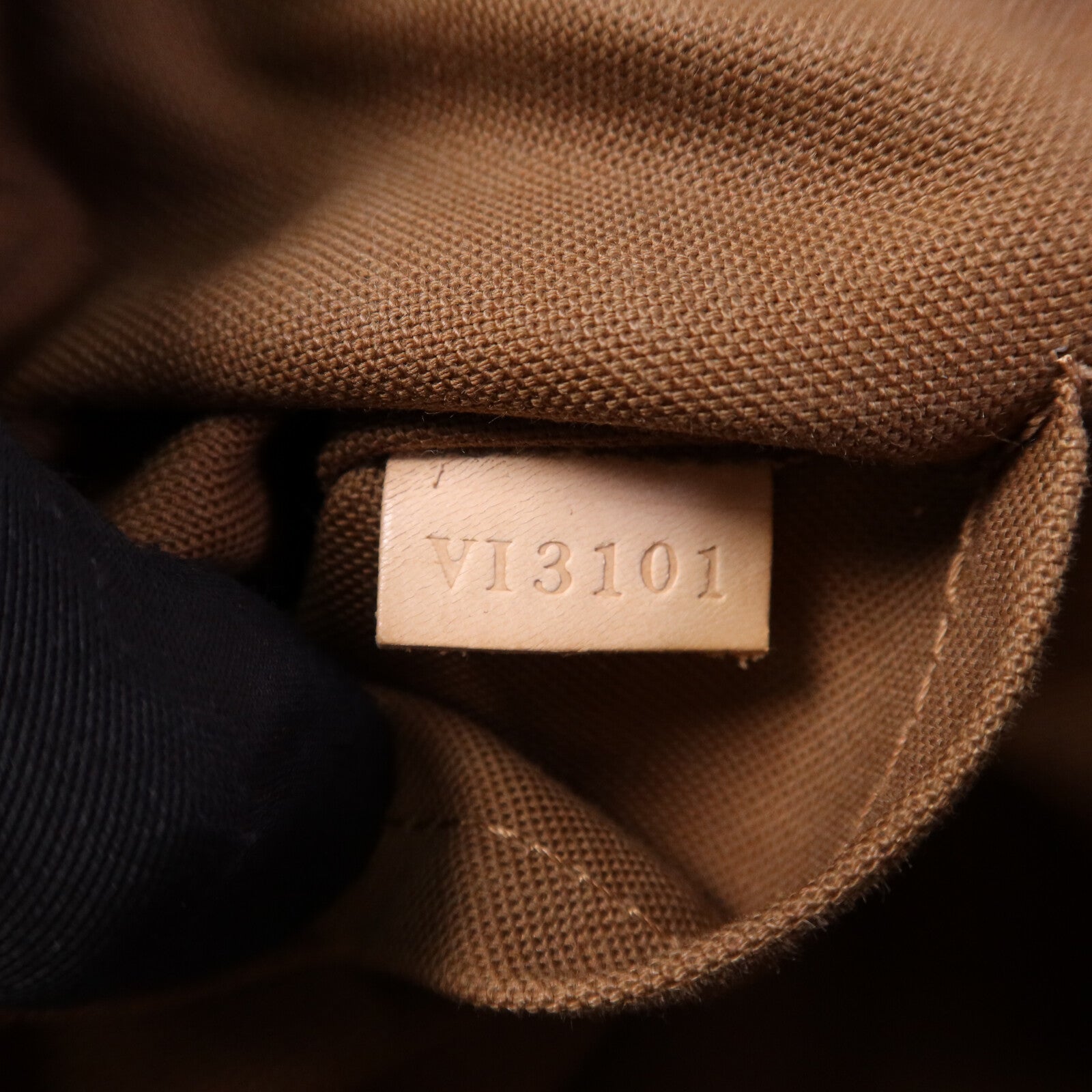 LOUIS VUITTON Monogram Tivoli PM金扣手挽袋