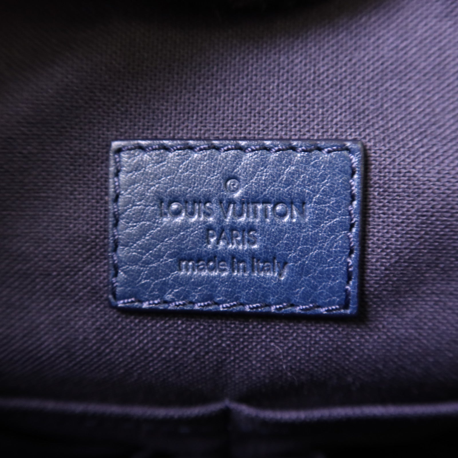 LOUIS VUITTON Damier Buzas銀扣肩背袋