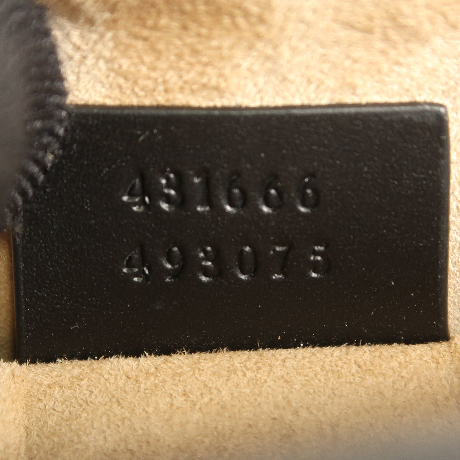 GUCCI 牛皮皮革Sylvie Mini Bag金扣鏈帶肩背袋