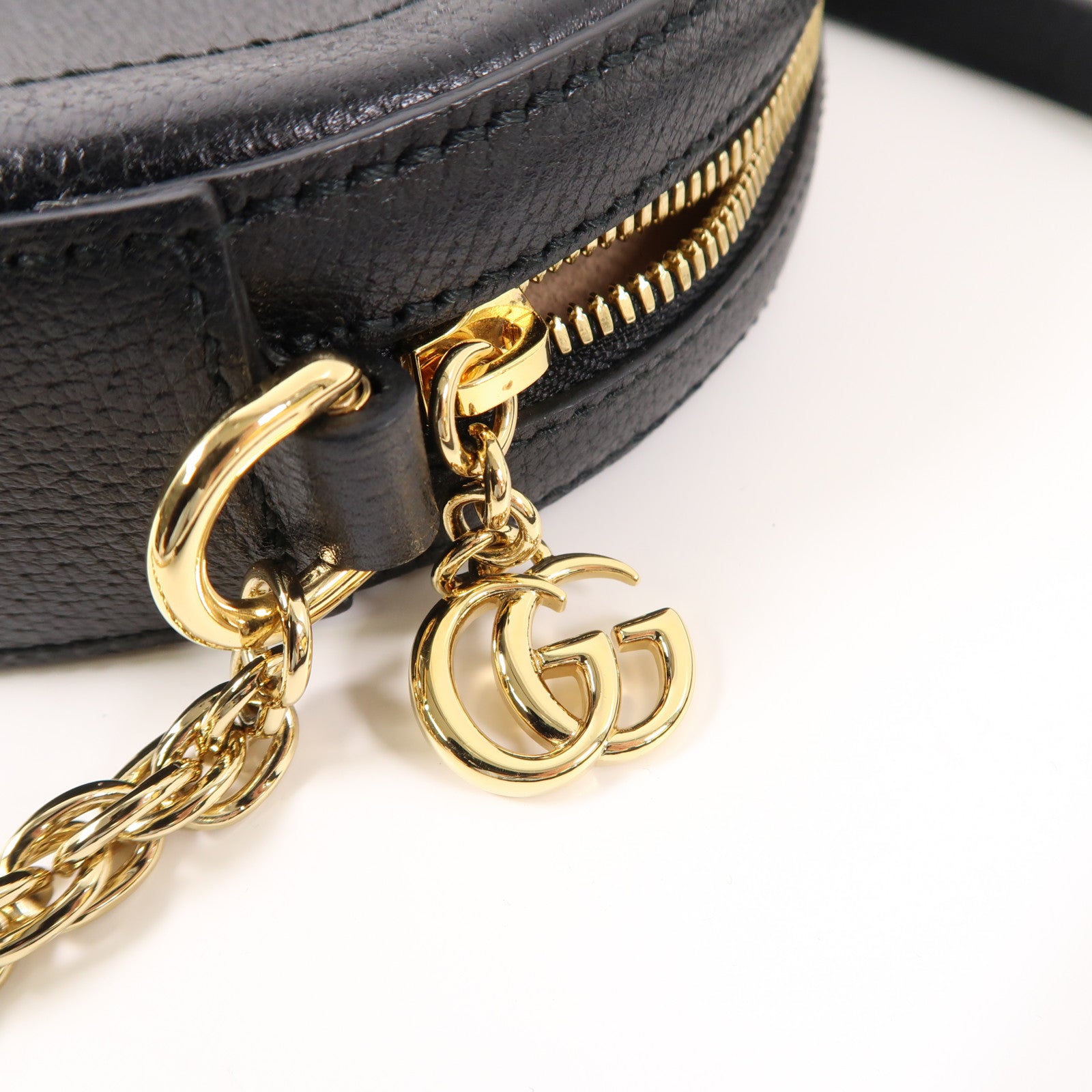 GUCCI 牛皮皮革Ophidia GG Mini Round Shoulder金扣鏈帶肩背袋黑色