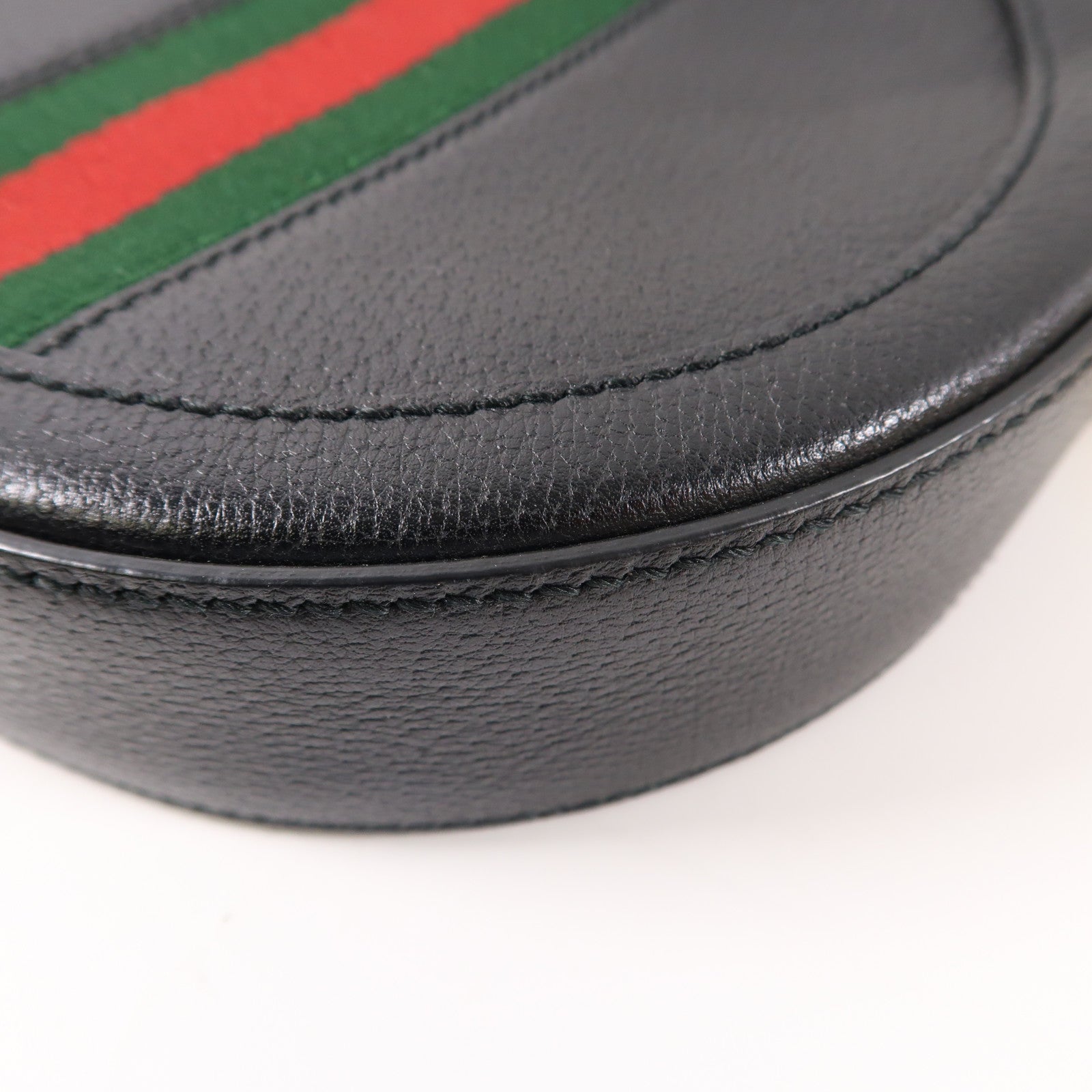 GUCCI 牛皮皮革Ophidia GG Mini Round Shoulder金扣鏈帶肩背袋黑色