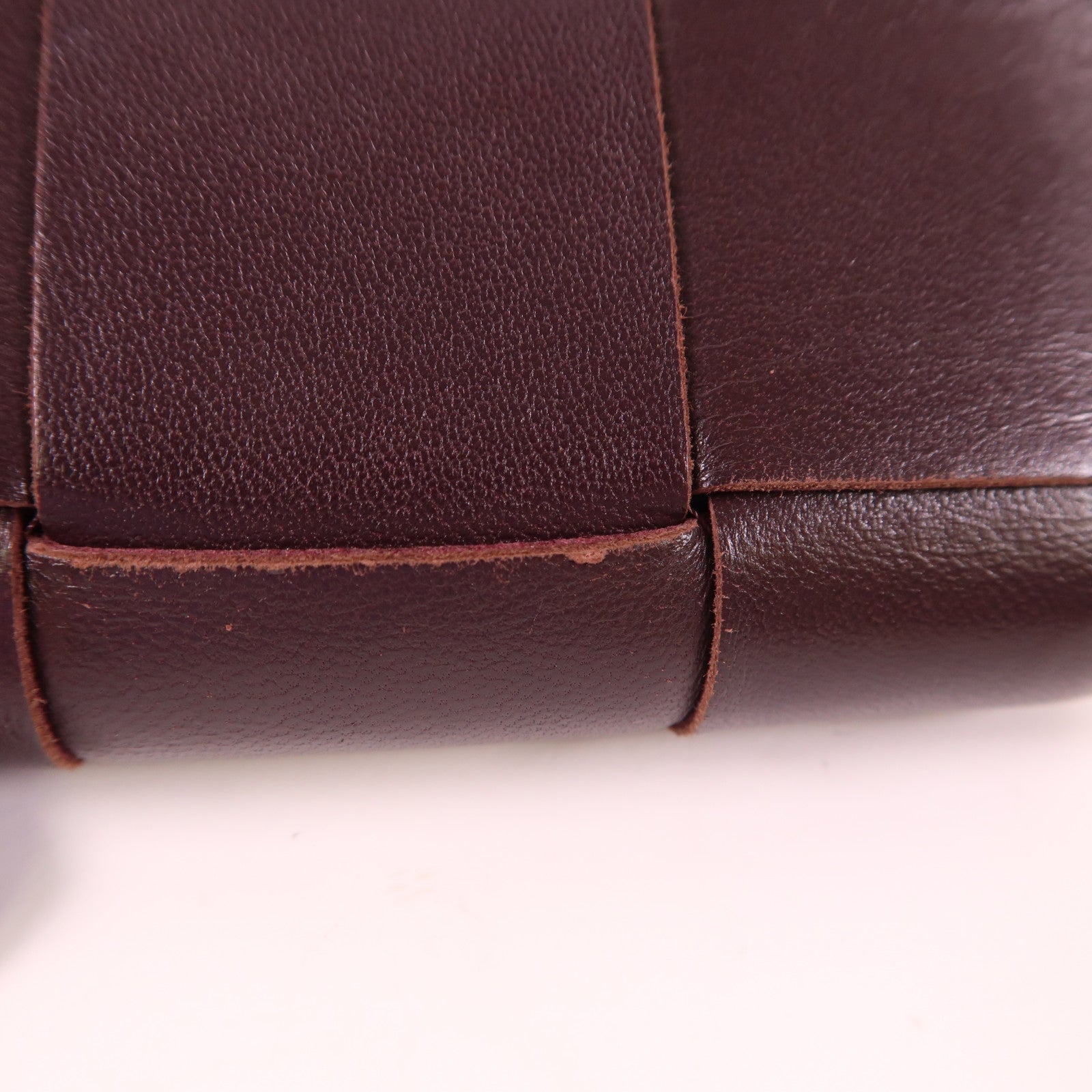 BOTTEGA VENETA 牛皮皮革Trifold Wallet金扣錢包