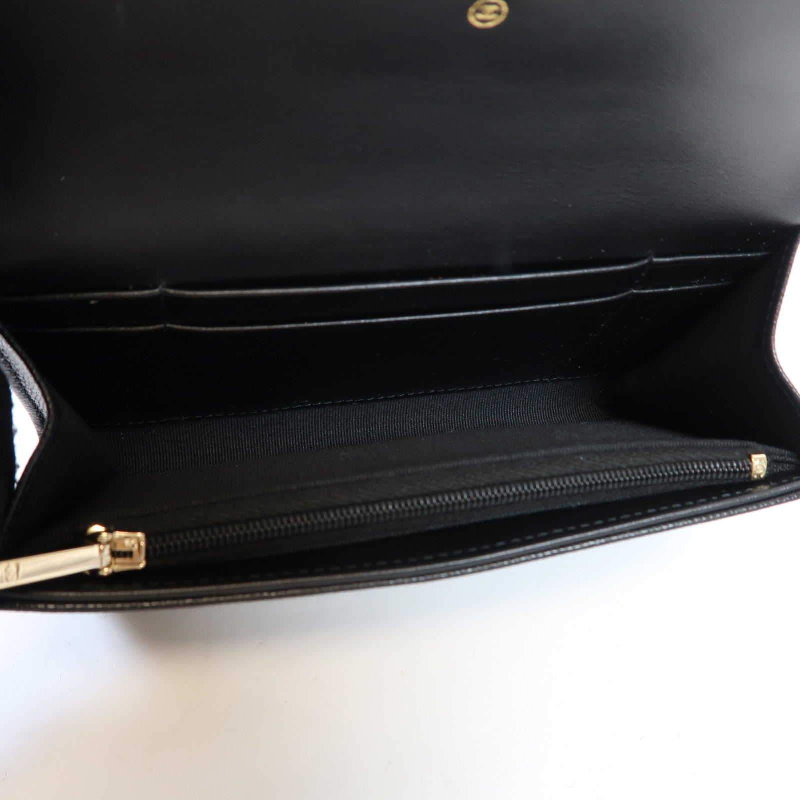 CHANEL 牛皮皮革Wallet金扣長錢包