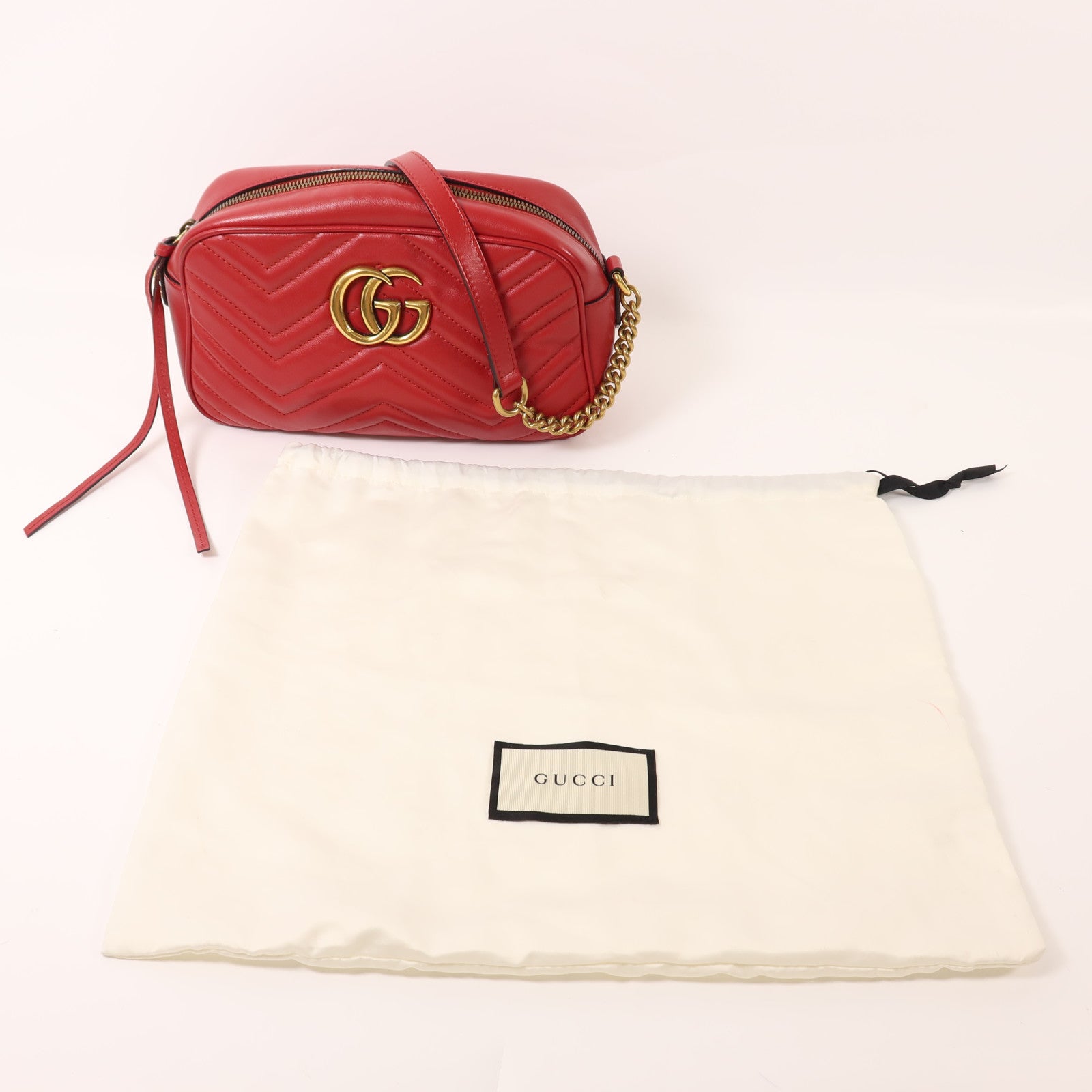 GUCCI 牛皮皮革GG Marmont Small金扣鏈帶肩背袋