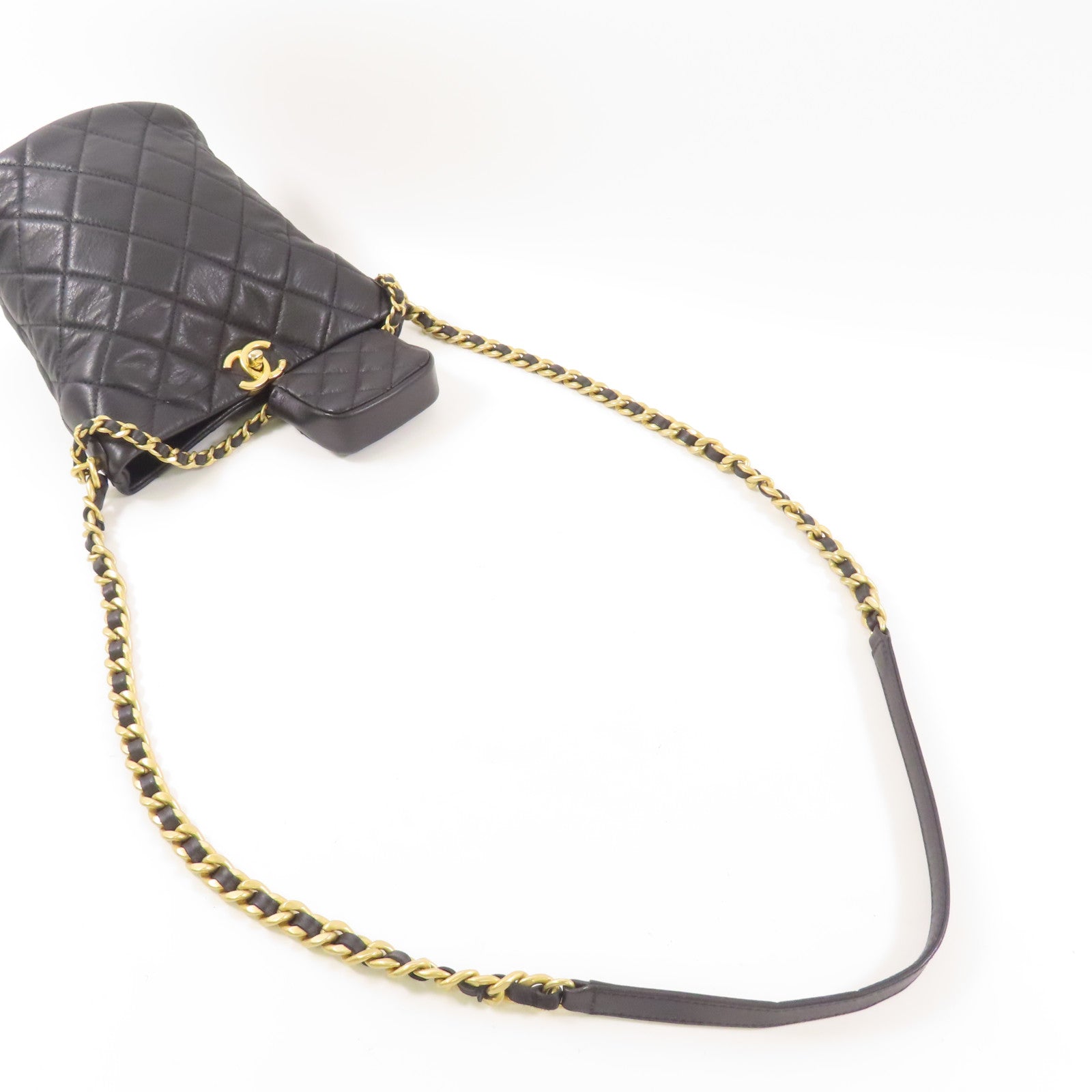 CHANEL 羊皮皮革Bucket Bag金扣鏈帶肩背袋