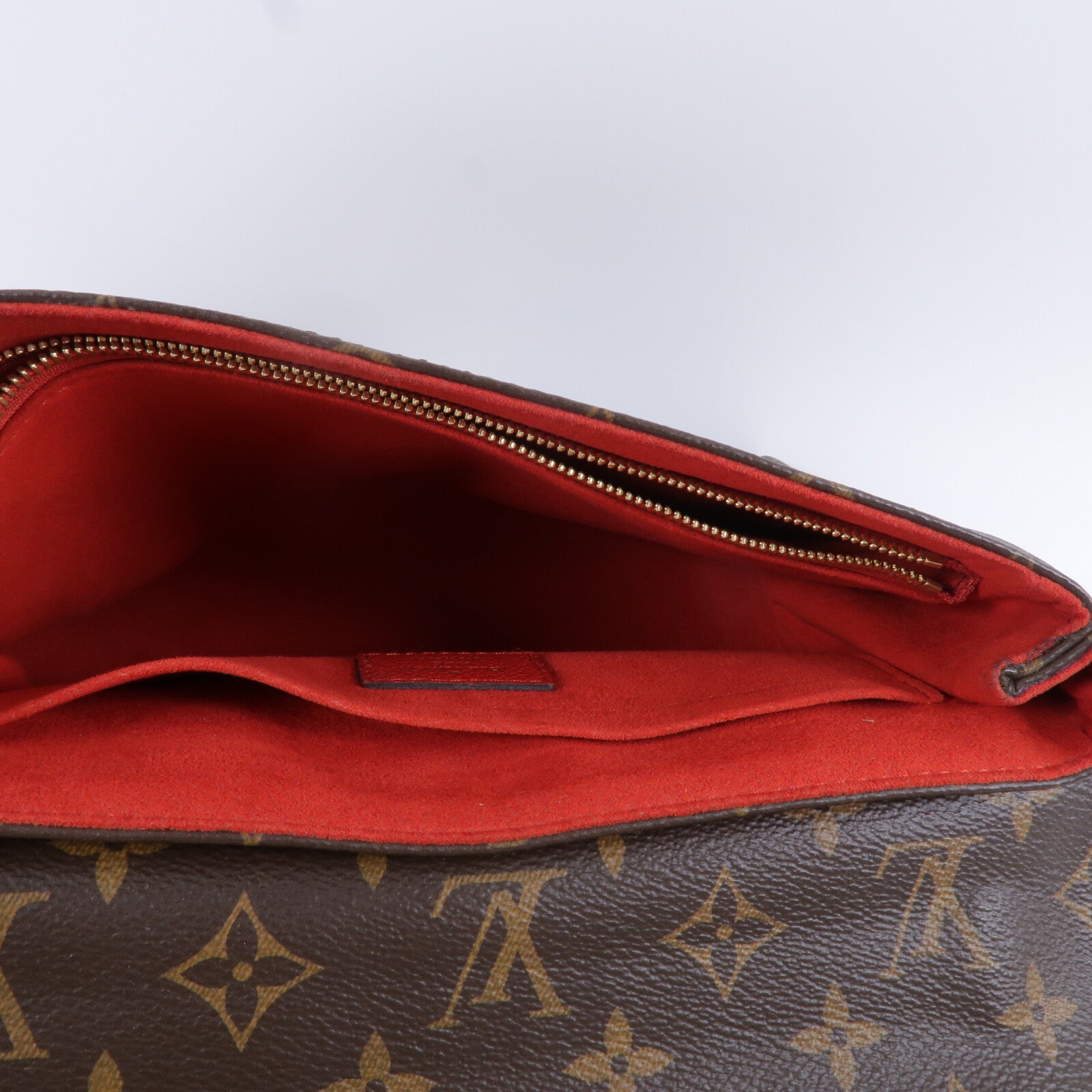LOUIS VUITTON 牛皮皮革/Monogram Saint Placide肩背袋