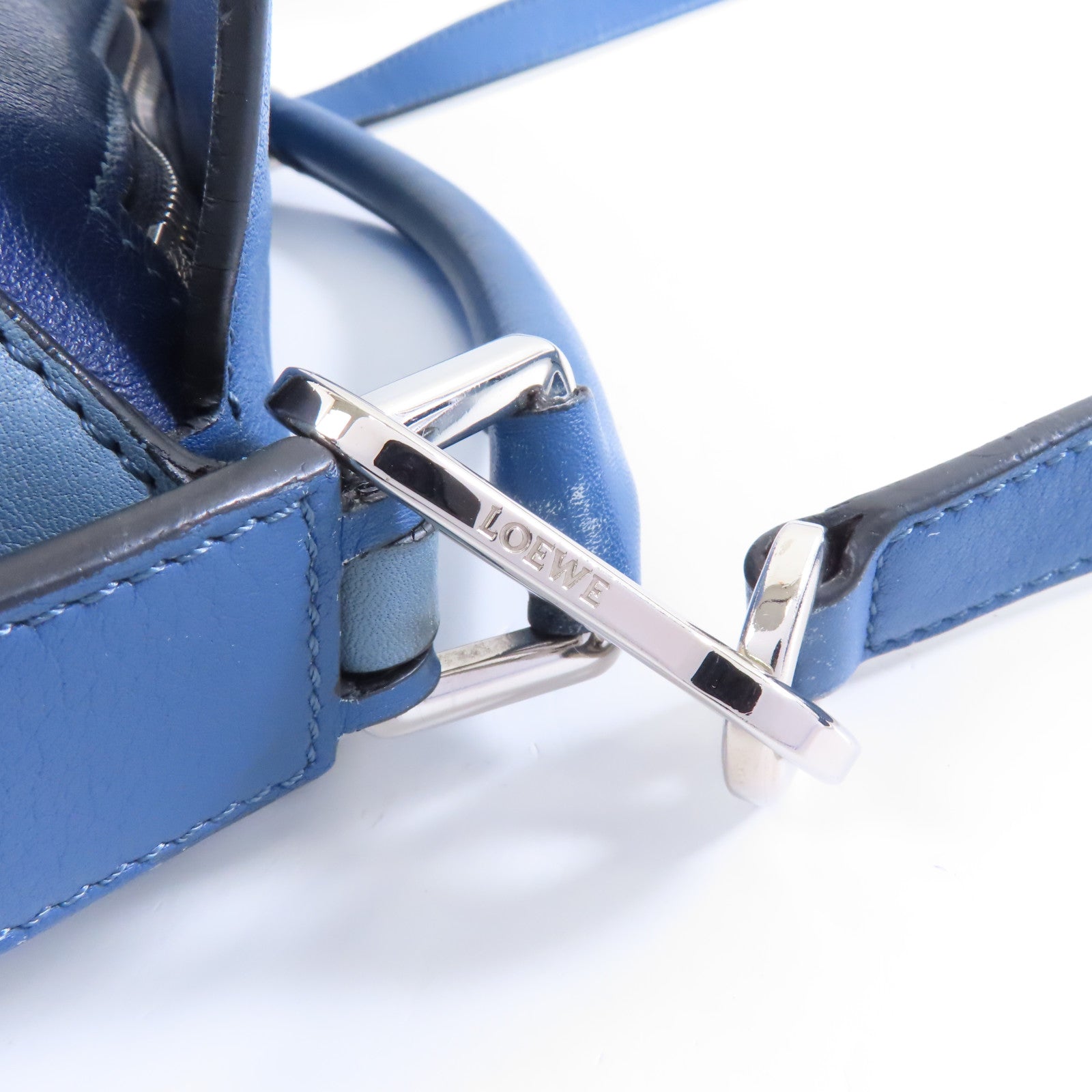 LOEWE 牛皮皮革Puzzle Bag銀扣手挽肩背兩用袋藍色