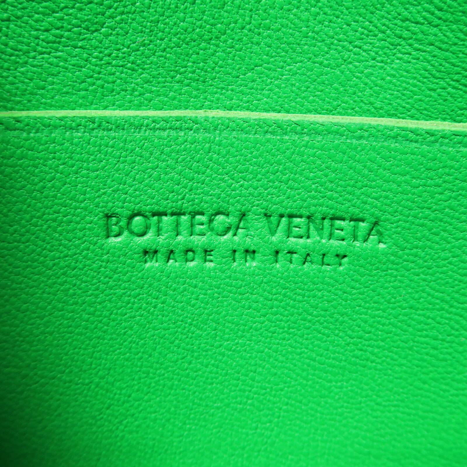 BOTTEGA VENETA 羊皮皮革Mini Cassette肩背袋