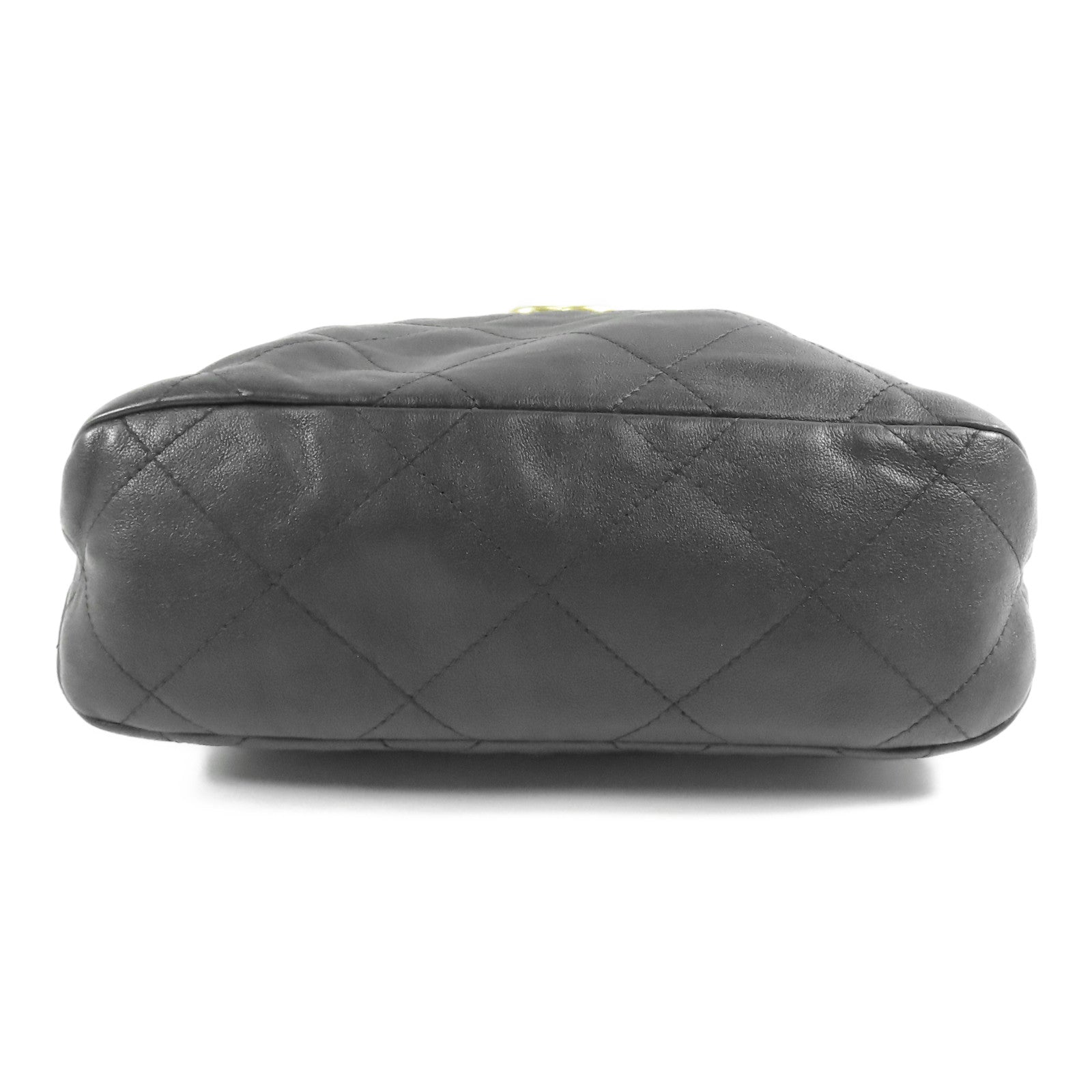 CHANEL 牛皮皮革Hobo Bag金扣肩背袋