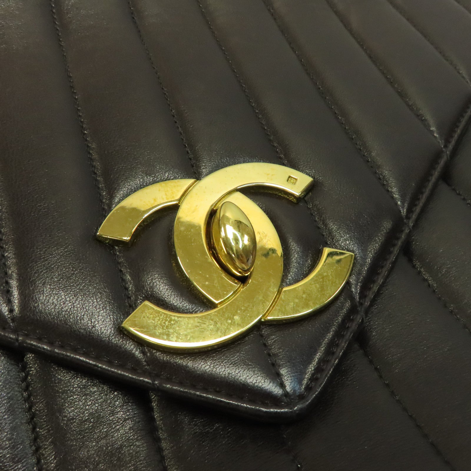CHANEL 牛皮皮革Vintage Chain Shoulder金扣鏈帶肩背袋啡色