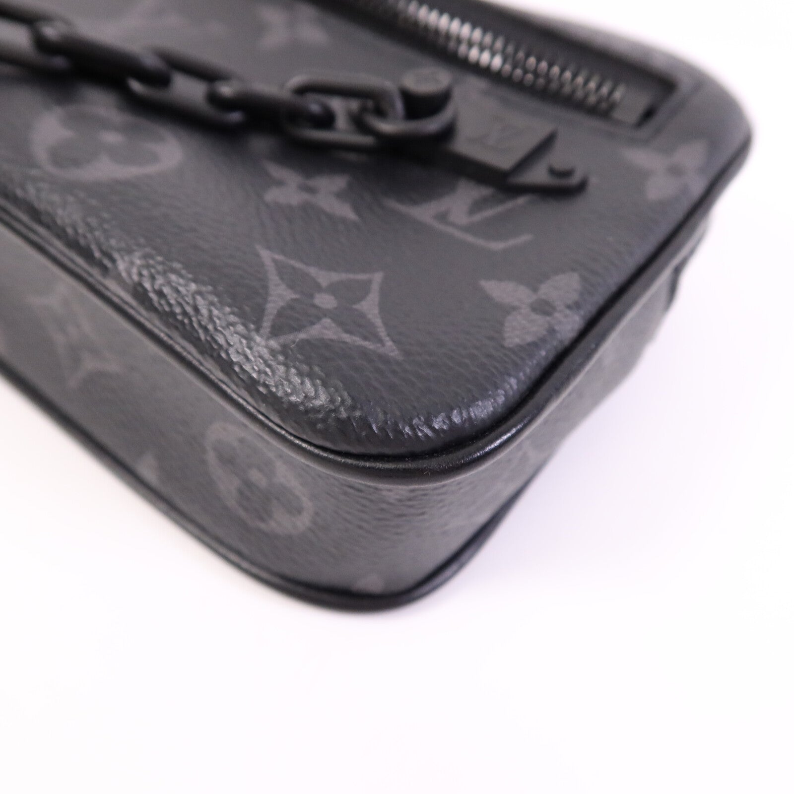 LOUIS VUITTON Monogram Eclipse Pochette Volga Clutch Bag手拿包
