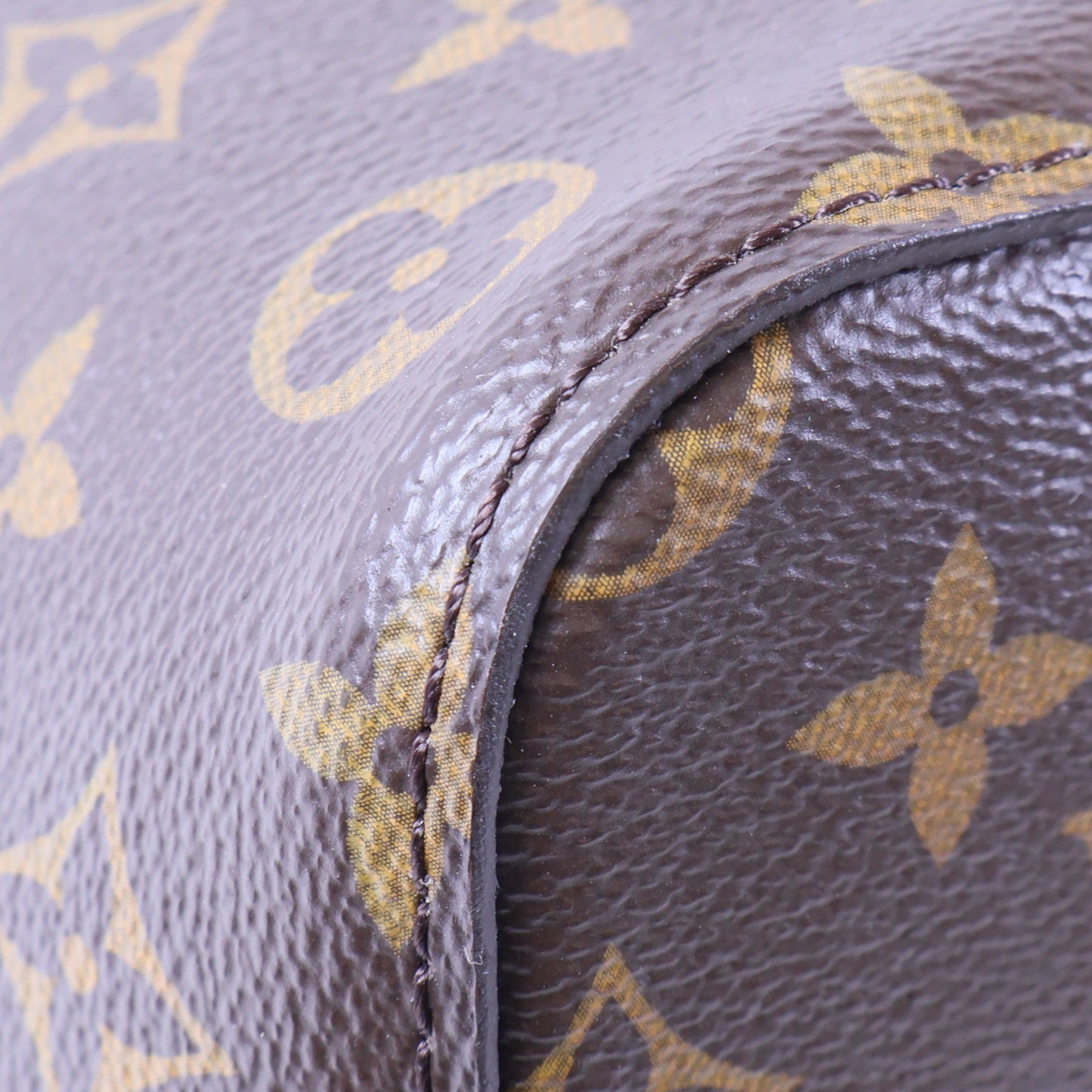 LOUIS VUITTON Monogram Neo Noe MM金扣肩背袋棕色/黑色