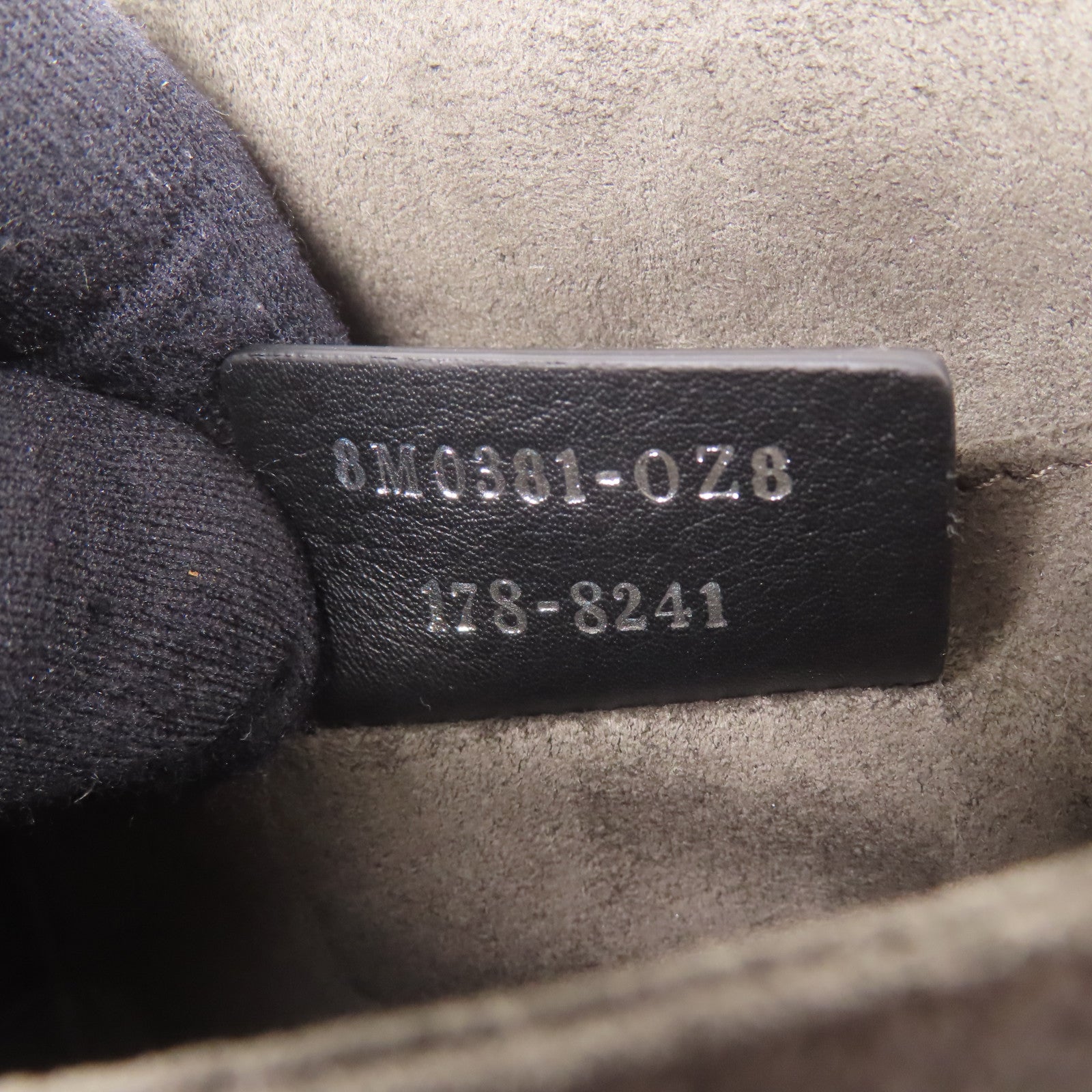 FENDI 牛皮皮革Shoulder Bag銀扣鏈帶肩背袋