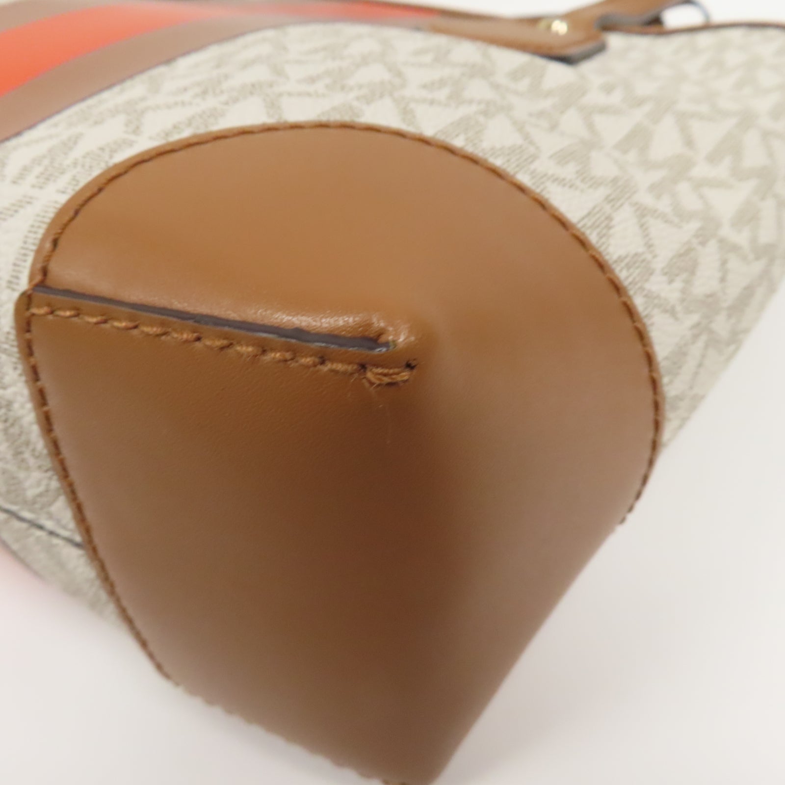 Michael Kors 塗層帆布Shoulder Bag金扣手挽肩背兩用袋米色/啡色