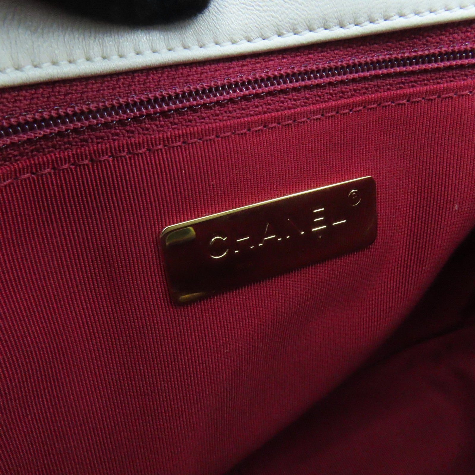 CHANEL rhombic cowhide leather Chain Shoulder Bag gold buckle handle shoulder bag dual-use white