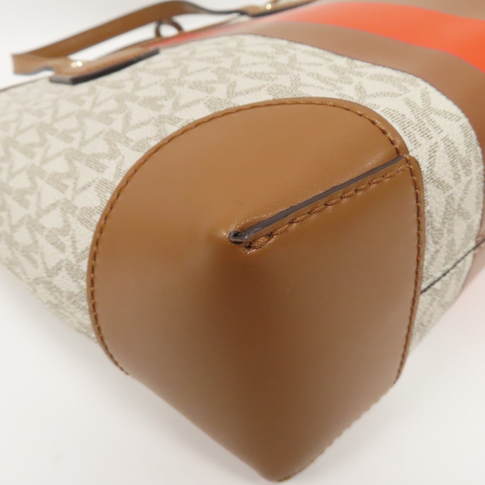 Michael Kors 塗層帆布Shoulder Bag金扣手挽肩背兩用袋米色/啡色