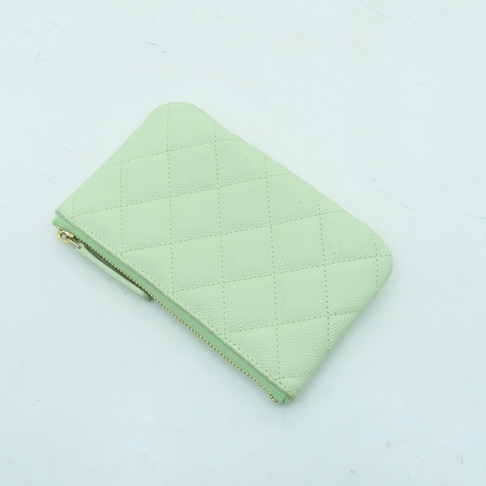 CHANEL 菱格Caviar皮革Mini Pouch金扣手拿包淺綠色