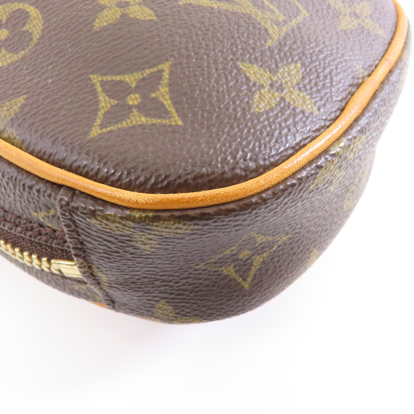 LOUIS VUITTON Monogram Pochette金扣肩背袋啡色