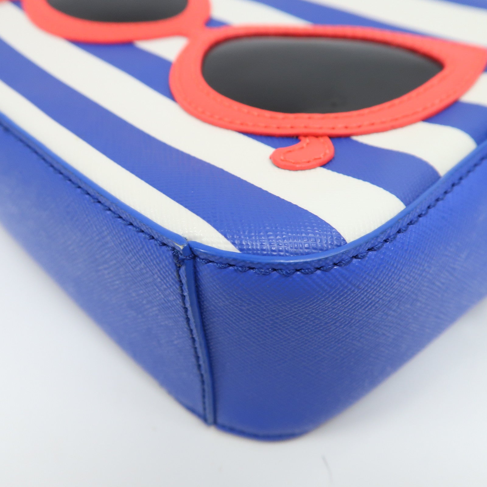 Kate Spade 牛皮皮革Make a Splash Sunglasses Mindy金扣肩背袋藍色
