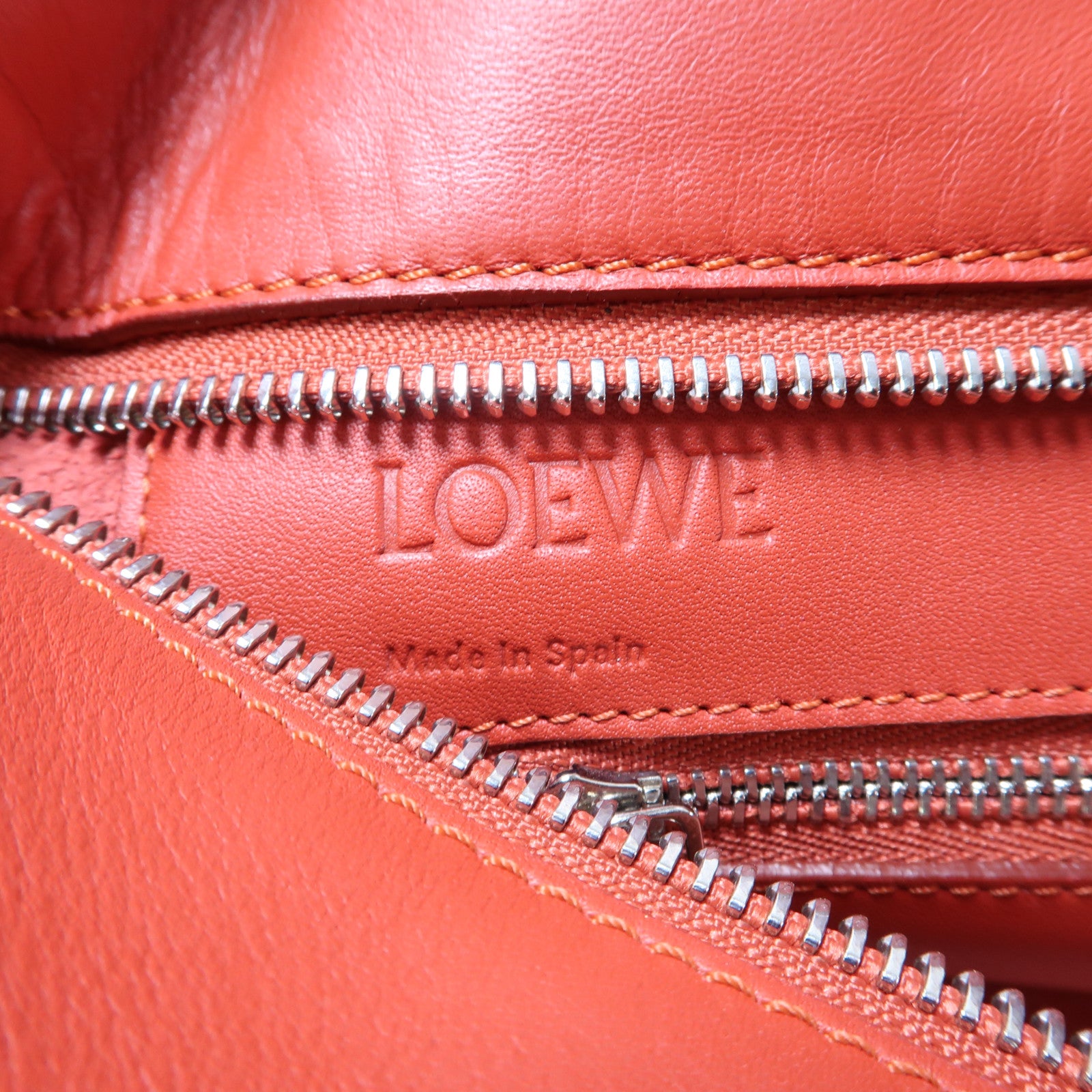 LOEWE 牛皮皮革Tote Bag銀扣手挽袋紅色