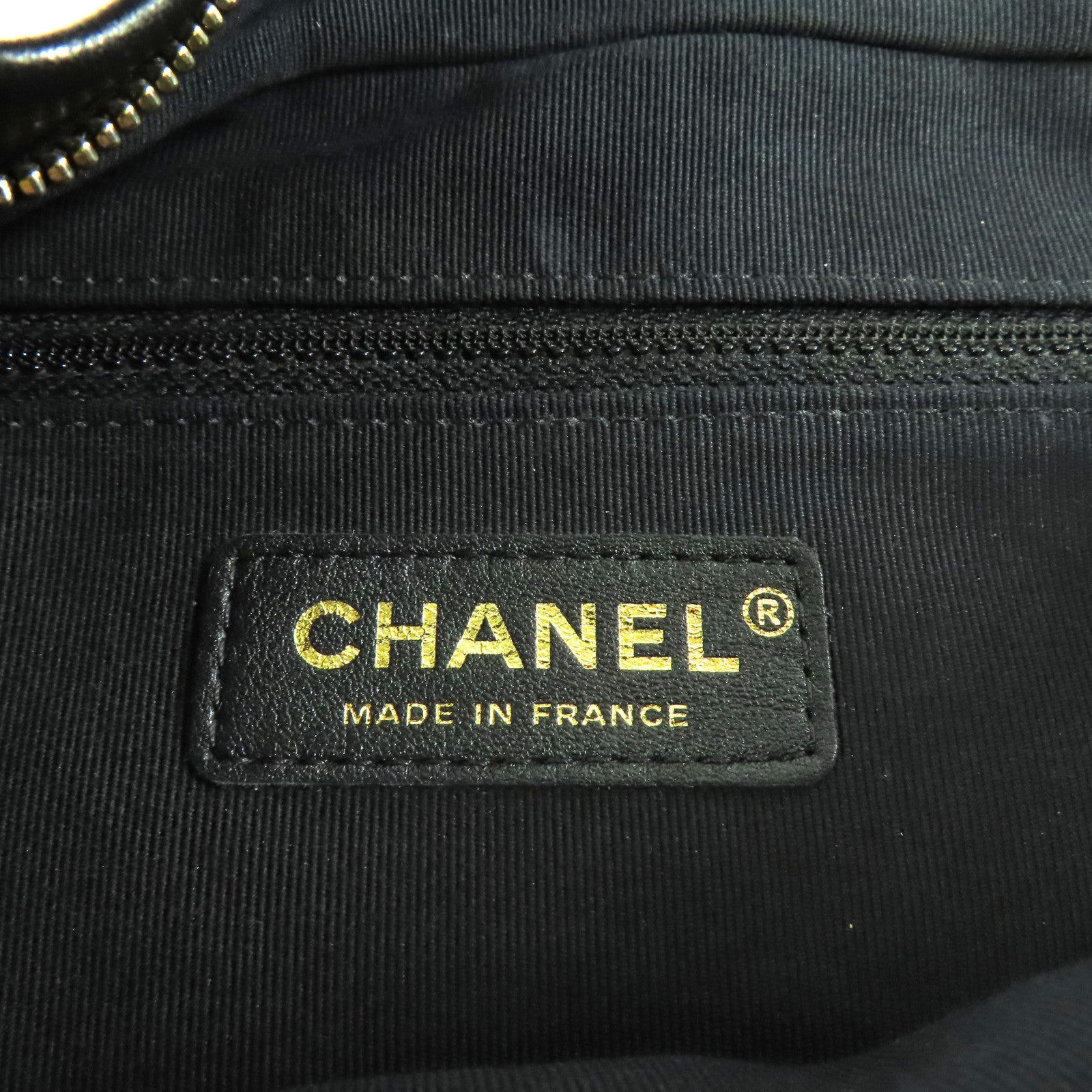 CHANEL 【激減優惠】牛皮皮革Hobo Bag金扣肩背袋