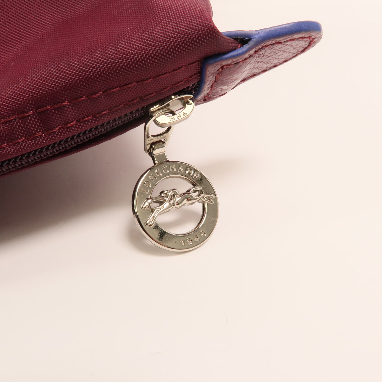 Longchamp 尼龍Shoulder Bag銀扣肩背袋
