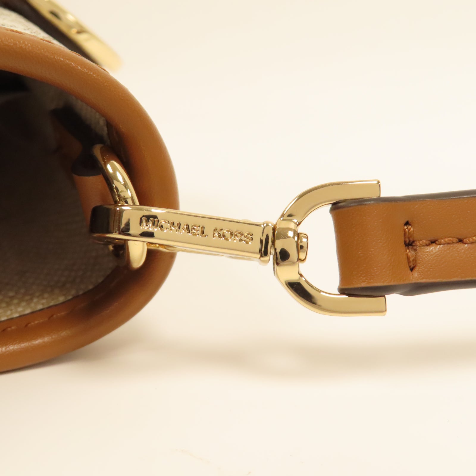 Michael Kors 塗層帆布Shoulder Bag金扣手挽肩背兩用袋米色/啡色