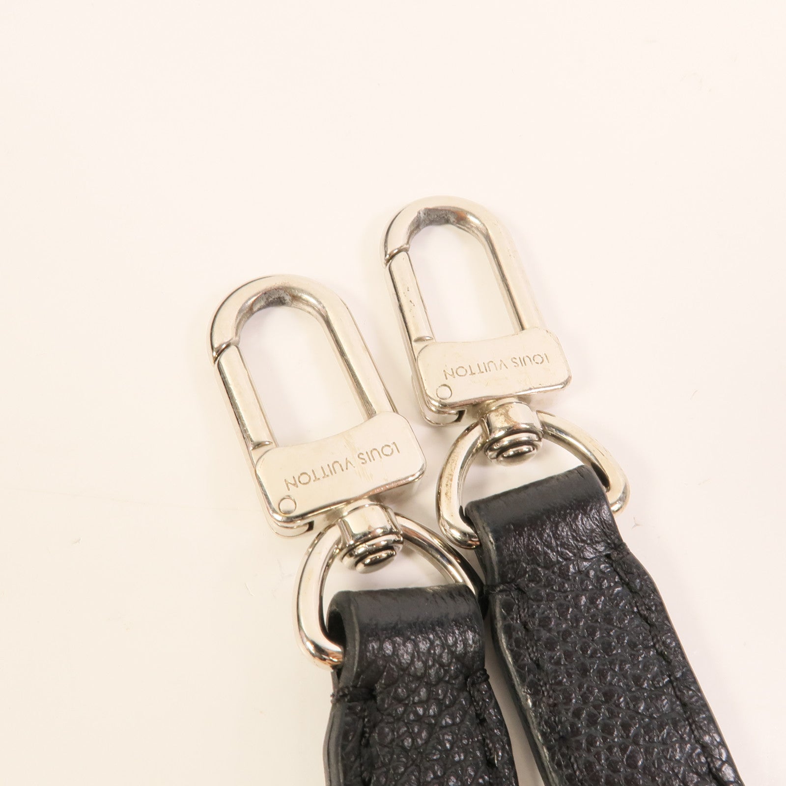 LOUIS VUITTON Epi Buci銀扣肩背袋