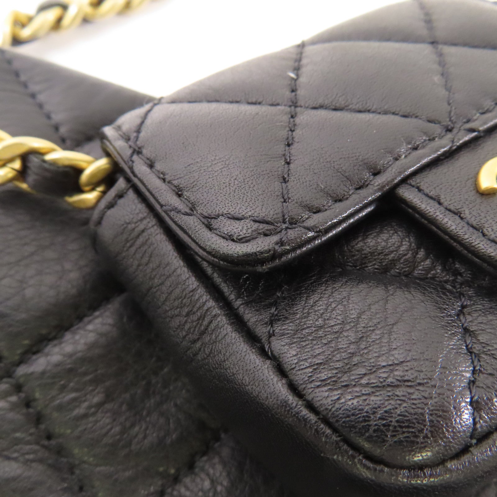 CHANEL 羊皮皮革Bucket Bag金扣鏈帶肩背袋