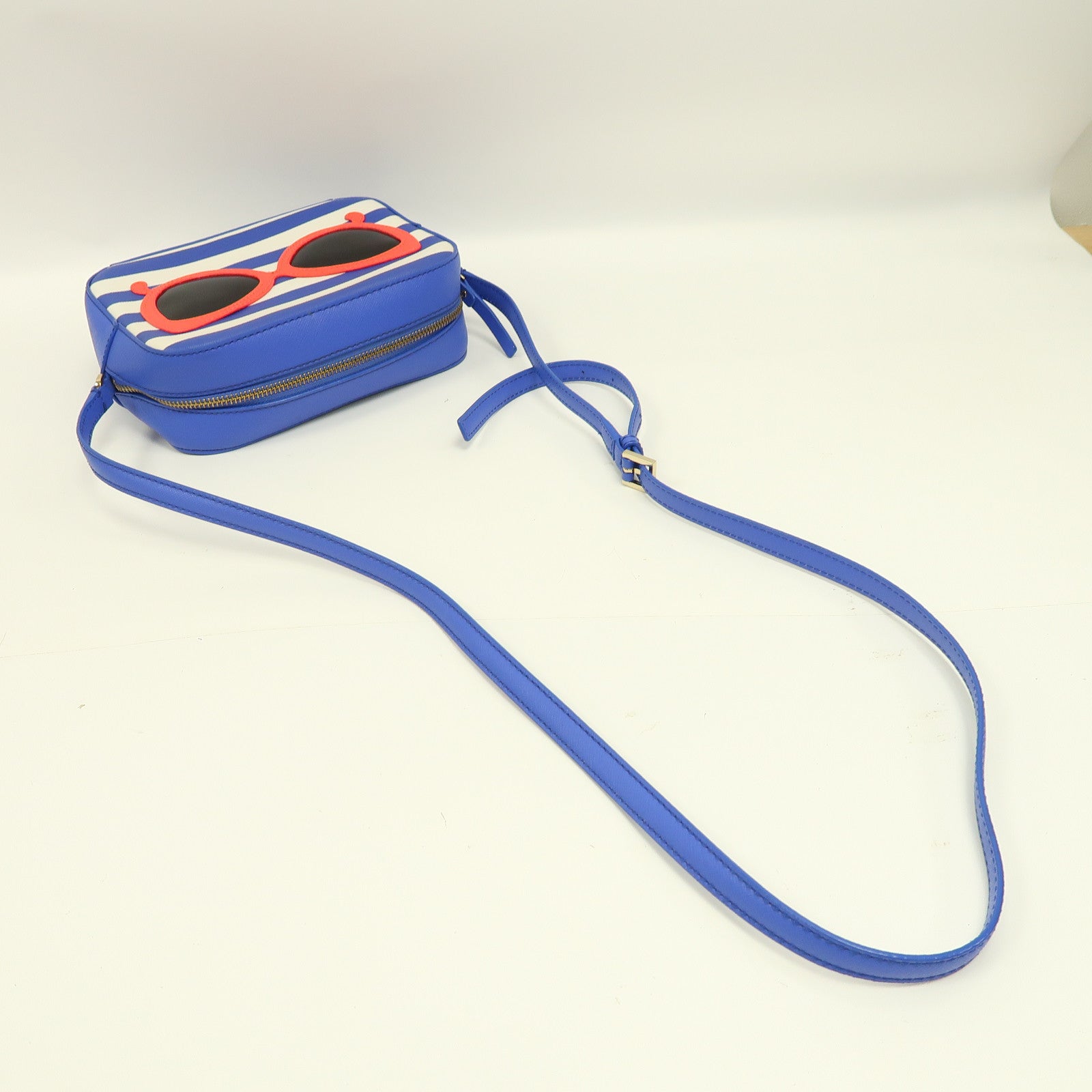 Kate Spade 牛皮皮革Make a Splash Sunglasses Mindy金扣肩背袋藍色